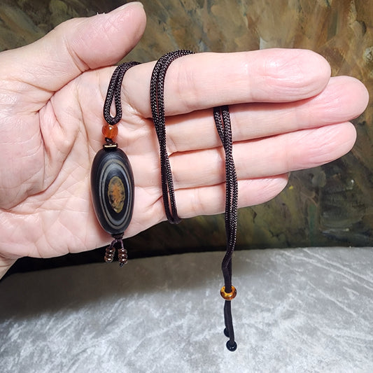 36.3mm Tibetan Sardonyx Natural Eye 1 Eye Buddha Eye Da Luo Dzi pendant [Natural Crystal] 藏传天然缠丝玛瑙天眼一眼佛眼达洛天珠吊坠