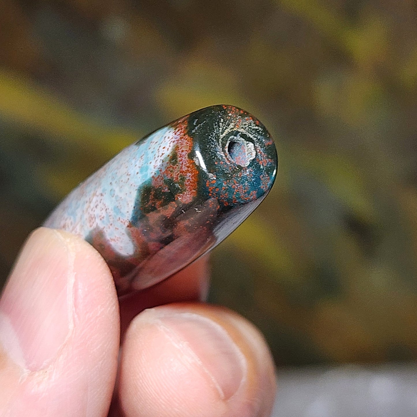 38.5mm Aged Tibetan Guan Yin Dzi pendant with lots of small red spots (with certificate, free necklace cord) 藏传老矿满細朱砂点观音天珠(带证书送项链绳)