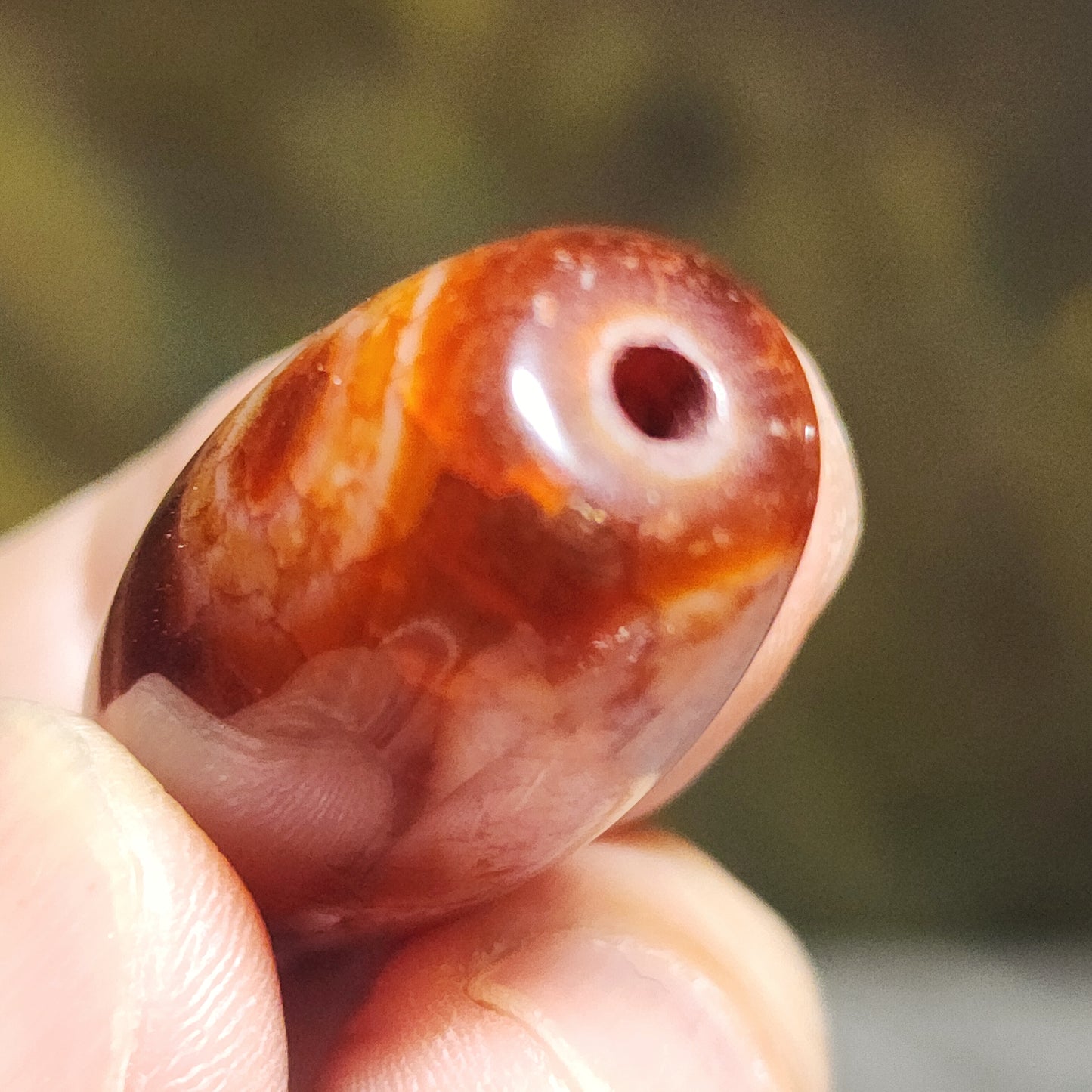 Aged Tibetan Red Chalcedony with "Blood Streak" Guan Yin 2 Eyes Dzi pendant (with certificate, free necklace string) 西藏老矿红玉髓“血丝”兩眼观音天珠(带证书 送项链绳)