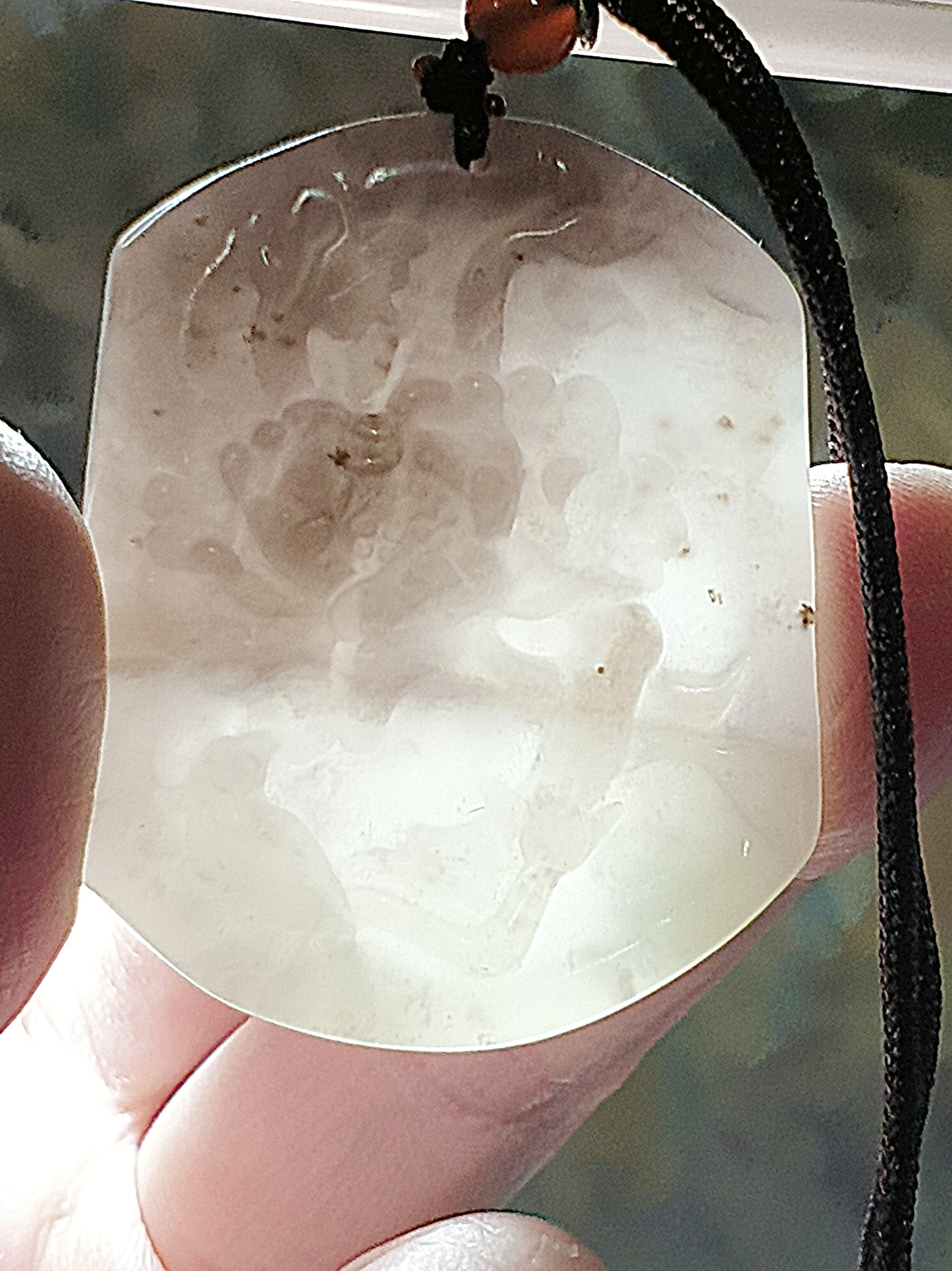 Natural Nephrite whitish & smoky grey with a slight hint of lavender Flower & Bird pendant (with certificate) 和田玉双色白、烟灰微紫调花鸟吊坠(带证书)