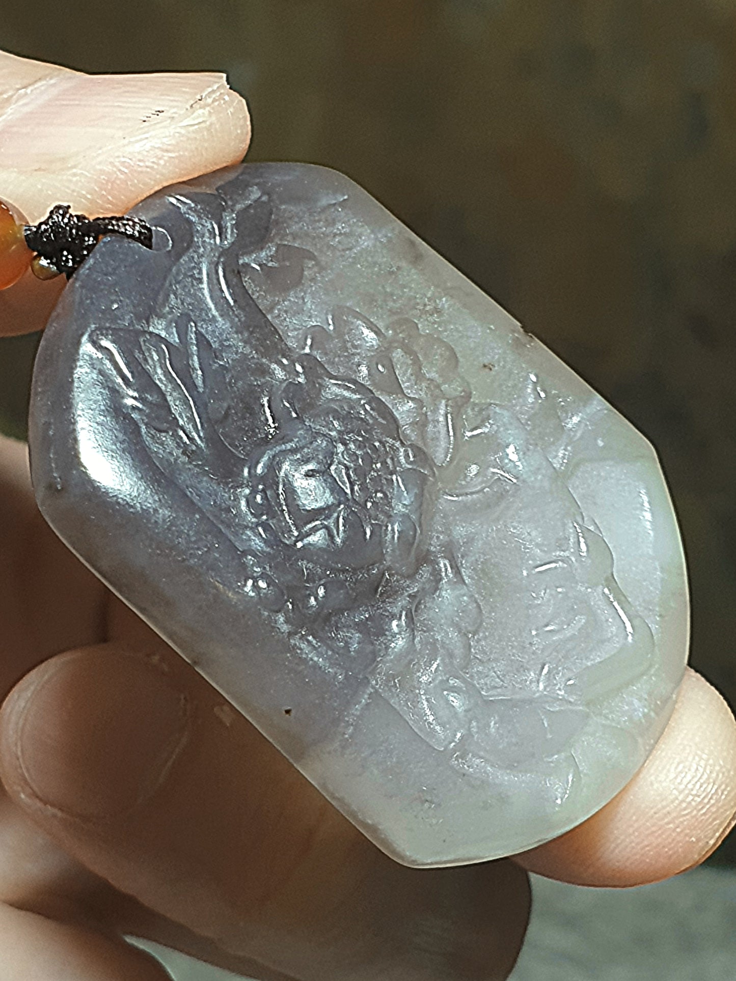 Natural Nephrite whitish & smoky grey with a slight hint of lavender Flower & Bird pendant (with certificate) 和田玉双色白、烟灰微紫调花鸟吊坠(带证书)