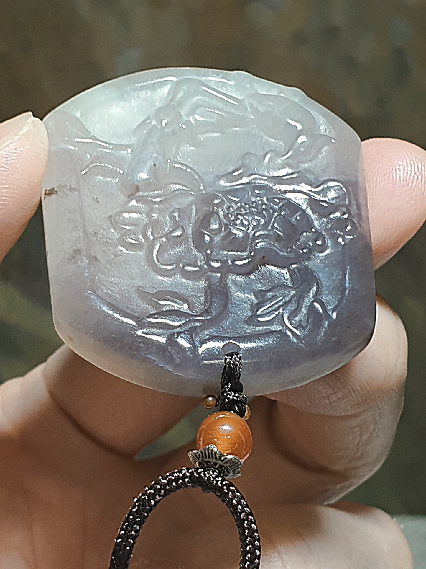 Natural Nephrite whitish & smoky grey with a slight hint of lavender Flower & Bird pendant (with certificate) 和田玉双色白、烟灰微紫调花鸟吊坠(带证书)