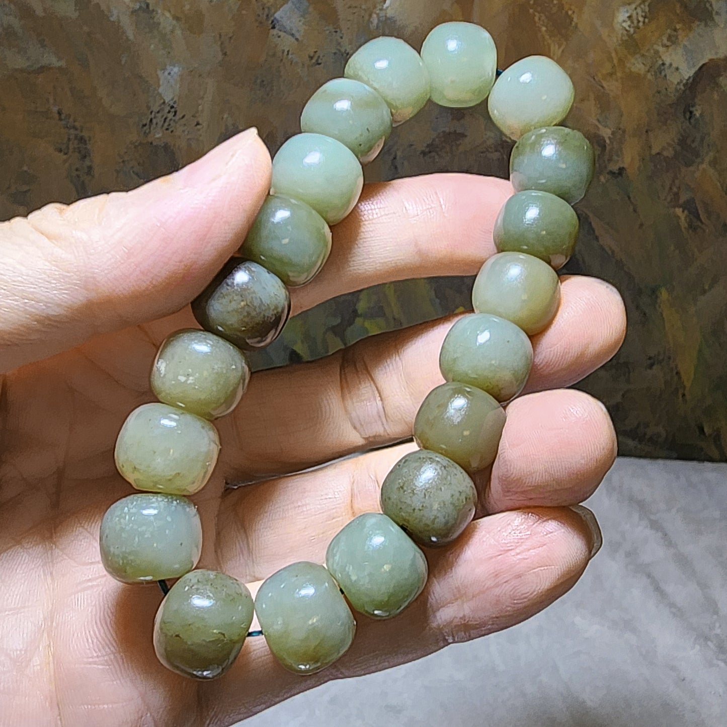 13mm premium greenish caramel brownish Nephrite "traditional old style beads" bracelet (with certificate) 13毫米和田玉且末青白糖老型珠手链(带证书)