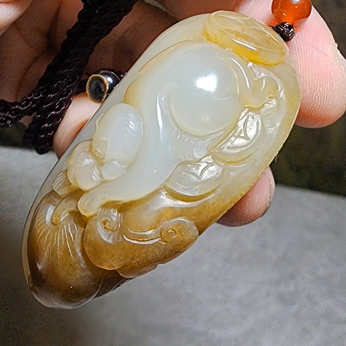 Gegegems Collection premium good greasiness natural Nephrite white & caramel brown Monkey Longevity Peach财 (Wealth) 福 (Blessings) Jade large pendant/handheld (with certificate) 和田玉且末糖白油润财福猴子寿桃古铜钱吊坠/手把(带证书)