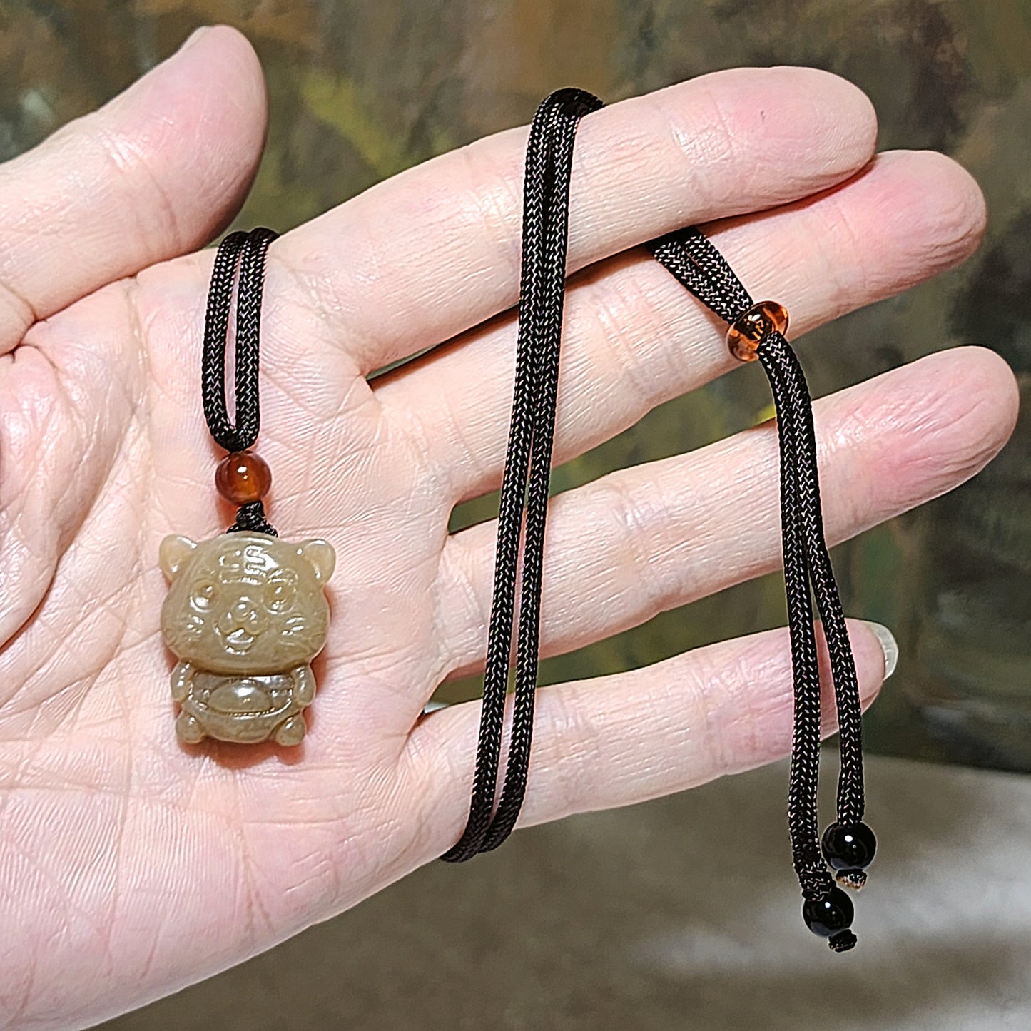 Premium natural Nephrite caramel brown 3 dimensional Tiger Jade pendant (with certificate) 和田玉且末糖立体老虎吊坠(带证书)