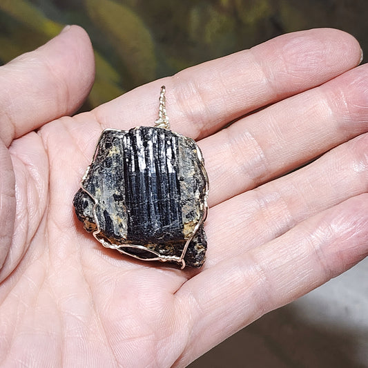 33.8 grams Handmade wired raw Black Tourmaline pendant [Natural Crystal] 手工黑碧玺吊坠