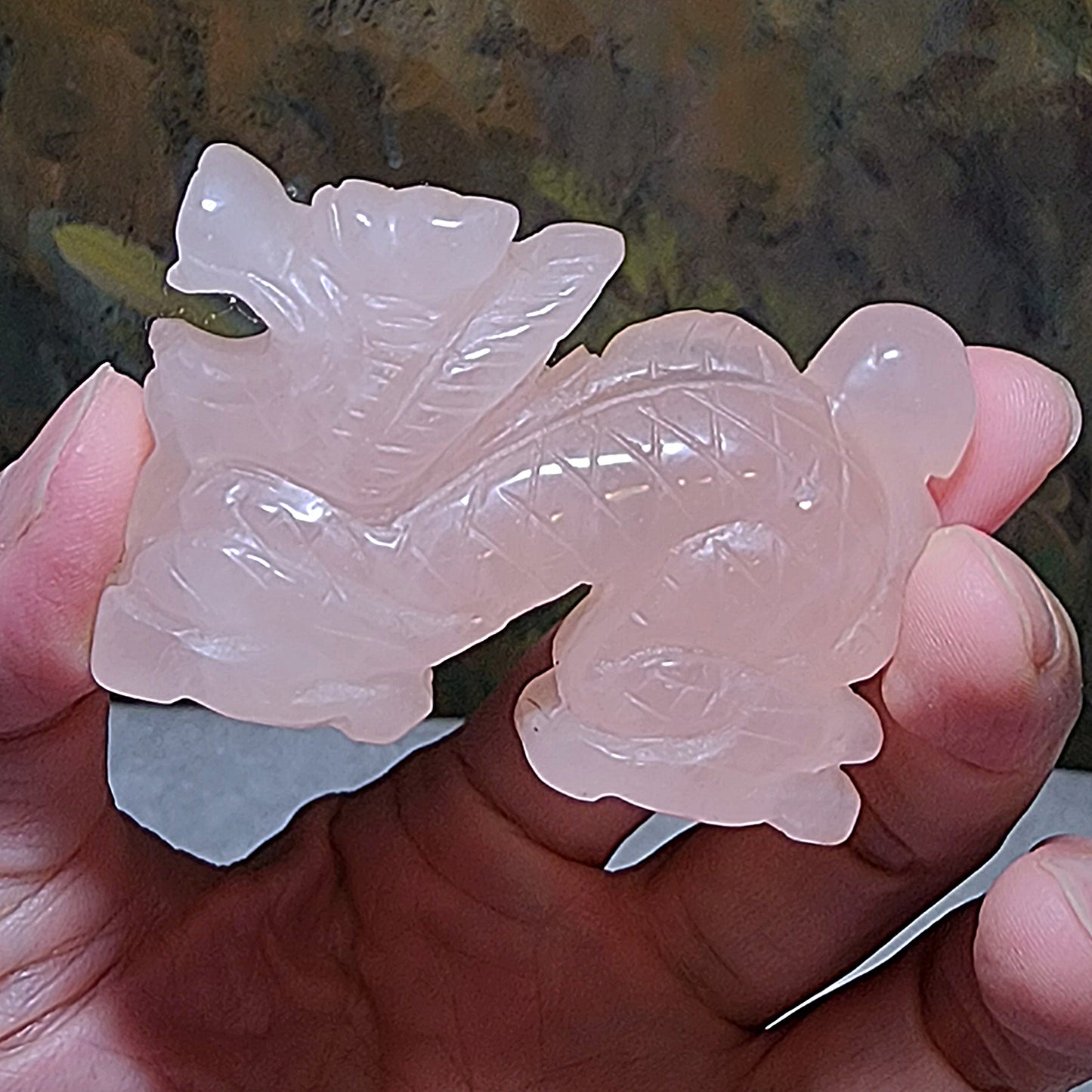 99 grams Premium Rose Quartz 3 dimensional Dragon display [Natural Crystal] 天然粉晶立体龙小摆件