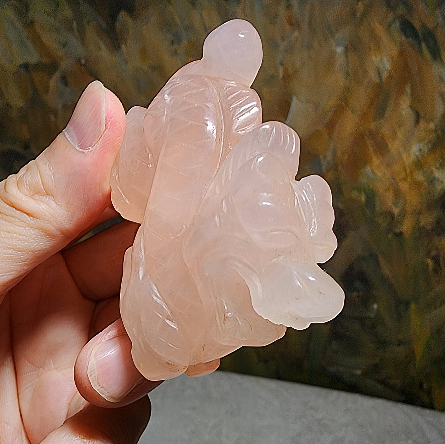 99 grams Premium Rose Quartz 3 dimensional Dragon display [Natural Crystal] 天然粉晶立体龙小摆件