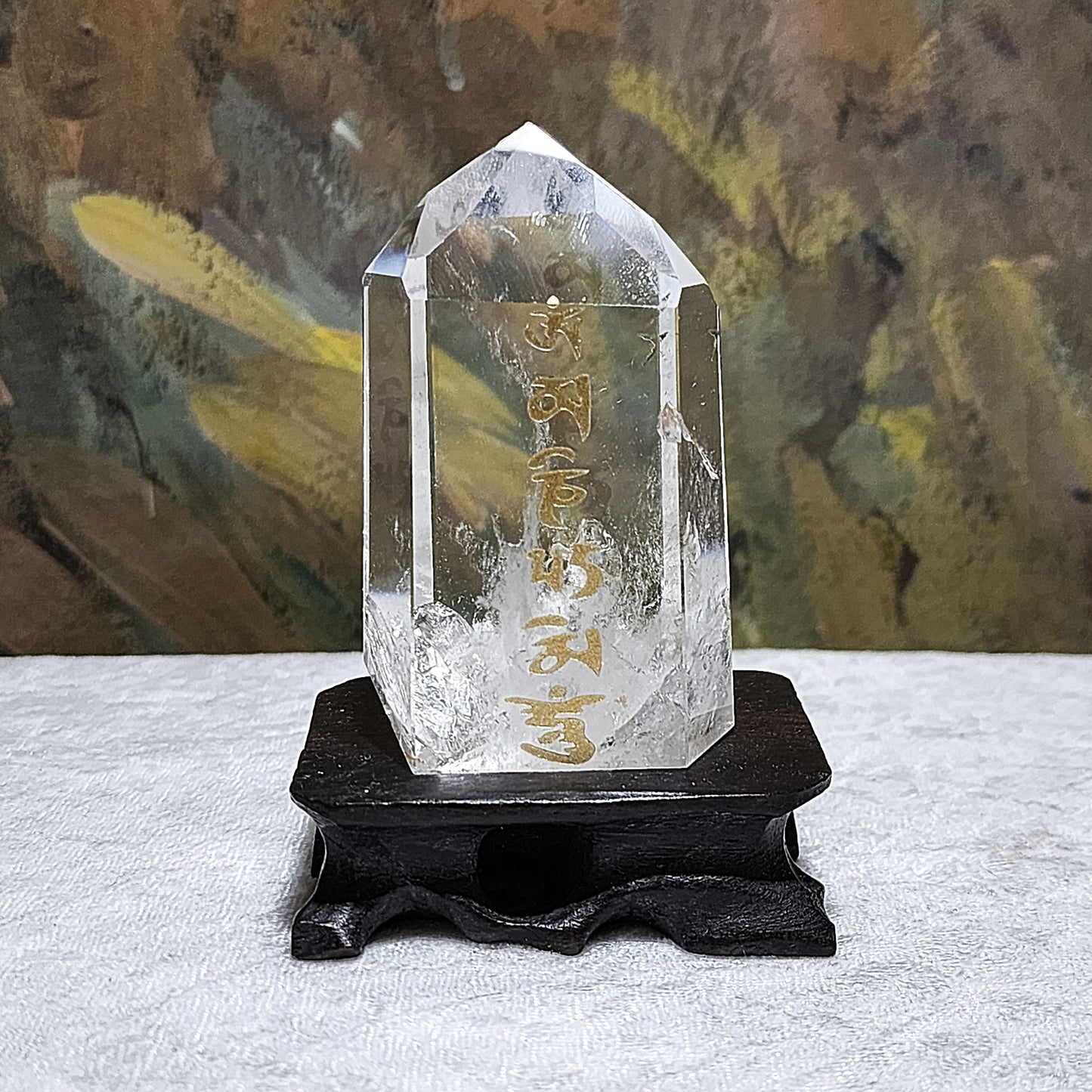 189 grams Premium polished Clear Quartz point carved Tibetan blessings Om Mani Padme Hum small display piece[Natural Crystal] 精品天然白水晶柱雕刻六字真言小摆件