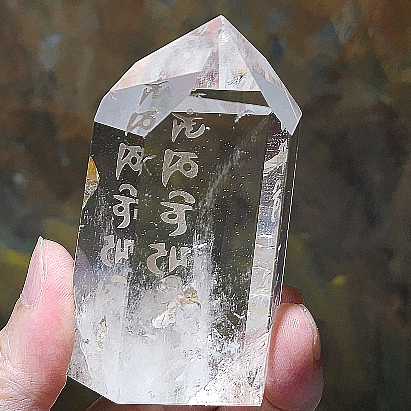 189 grams Premium polished Clear Quartz point carved Tibetan blessings Om Mani Padme Hum small display piece[Natural Crystal] 精品天然白水晶柱雕刻六字真言小摆件