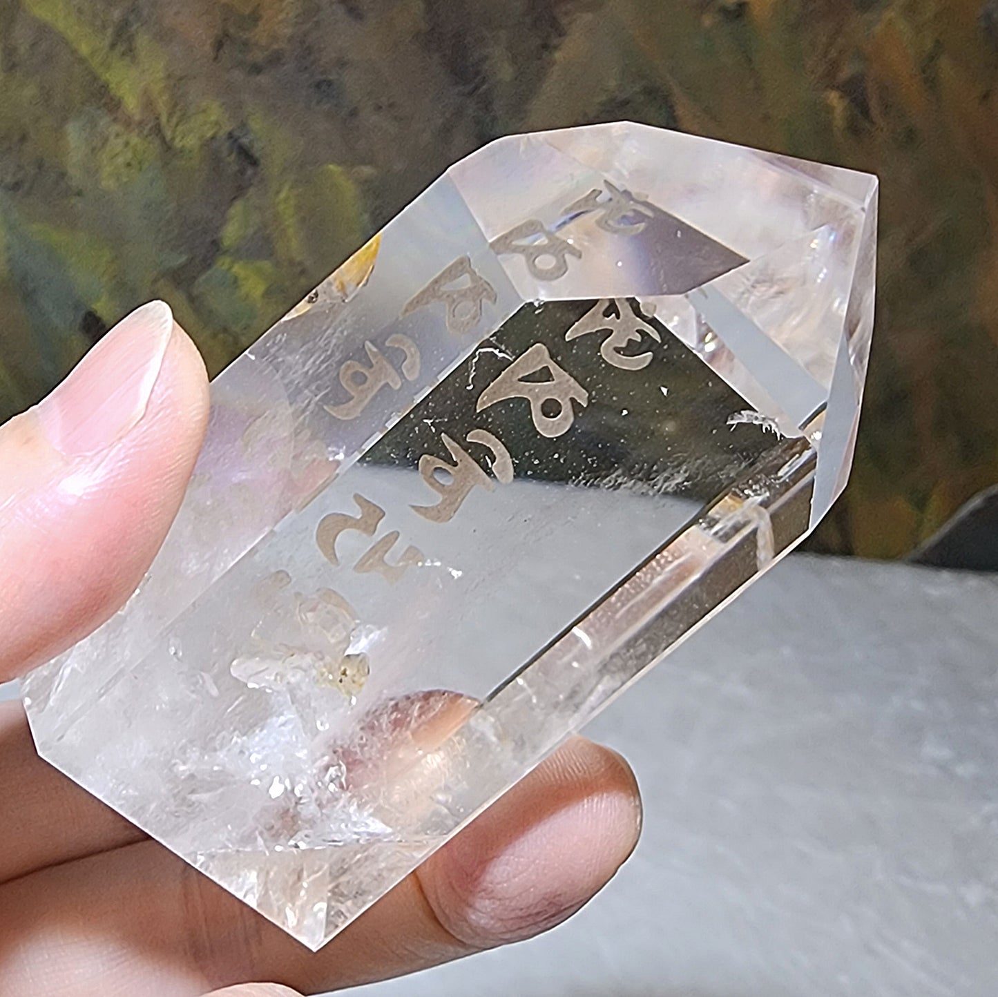 189 grams Premium polished Clear Quartz point carved Tibetan blessings Om Mani Padme Hum small display piece[Natural Crystal] 精品天然白水晶柱雕刻六字真言小摆件