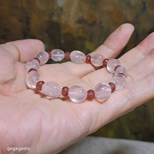 10mm Premium Madagascar freeform Rose Quartz with 6mm faceted Strawberry Quartz bracelet  冰透马达加斯加随形粉晶配切面草莓晶手链