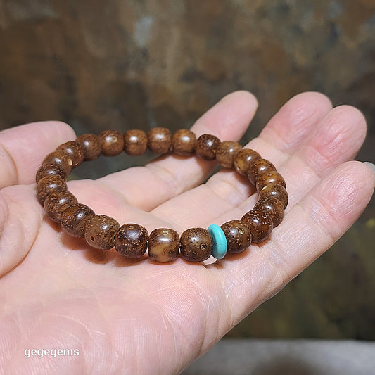 8.6mm aged translucent "Star & Moon" Bodhi (Daemonorops margaritae) bracelet with a 9.2mm natural untreated Hubei Turquoise disc 玉化星月菩提老籽手链配原矿湖北绿松石 #5