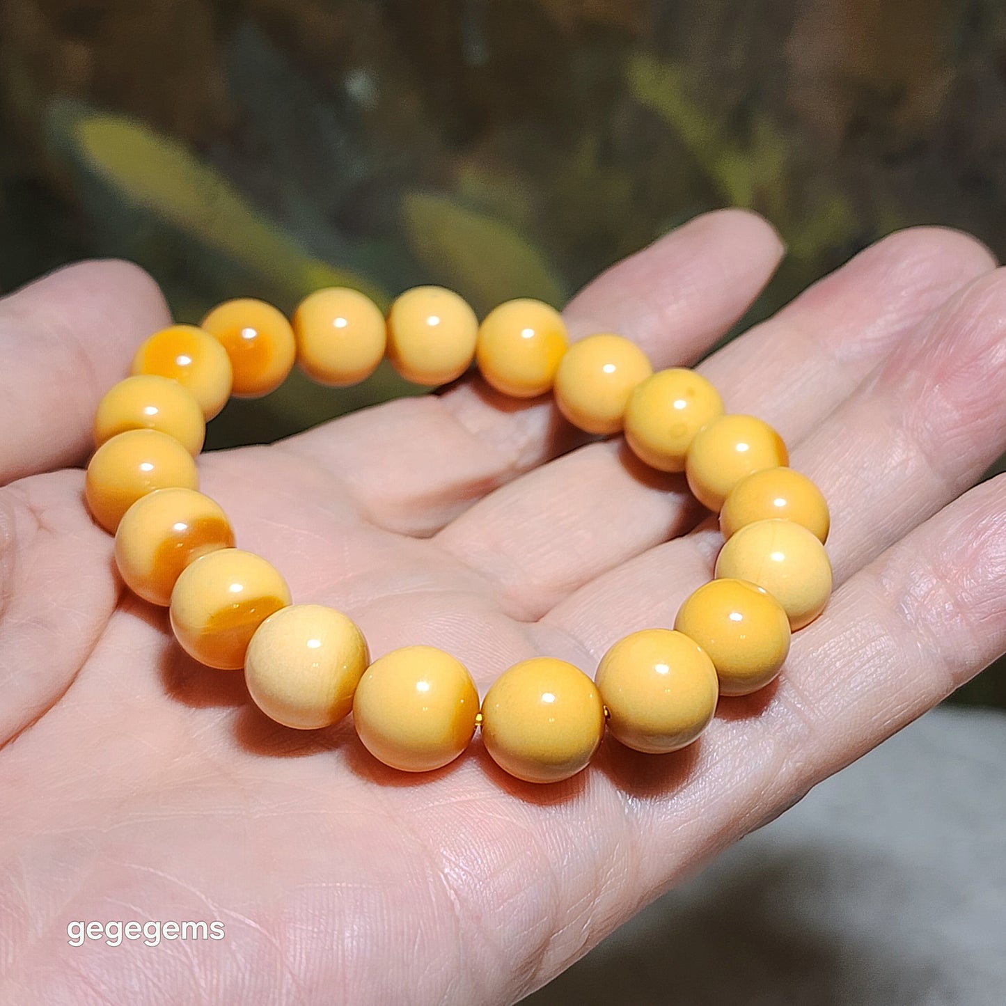 11mm+ Premium Mianhuang (Myanmar Yellow Dragon Jade) filled treasure bowl bracelet 精品缅黄滿滿聚宝盘手链