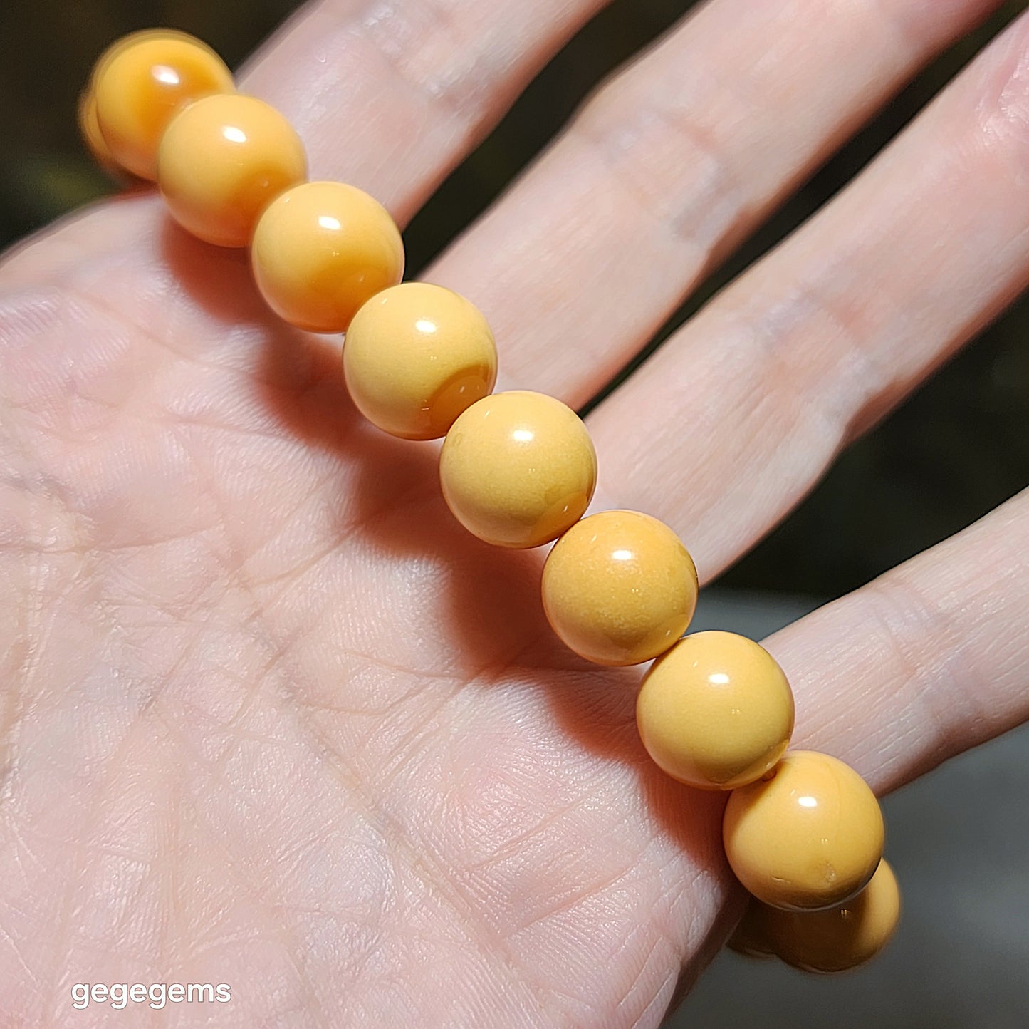 11mm+ Premium Mianhuang (Myanmar Yellow Dragon Jade) filled treasure bowl bracelet 精品缅黄滿滿聚宝盘手链