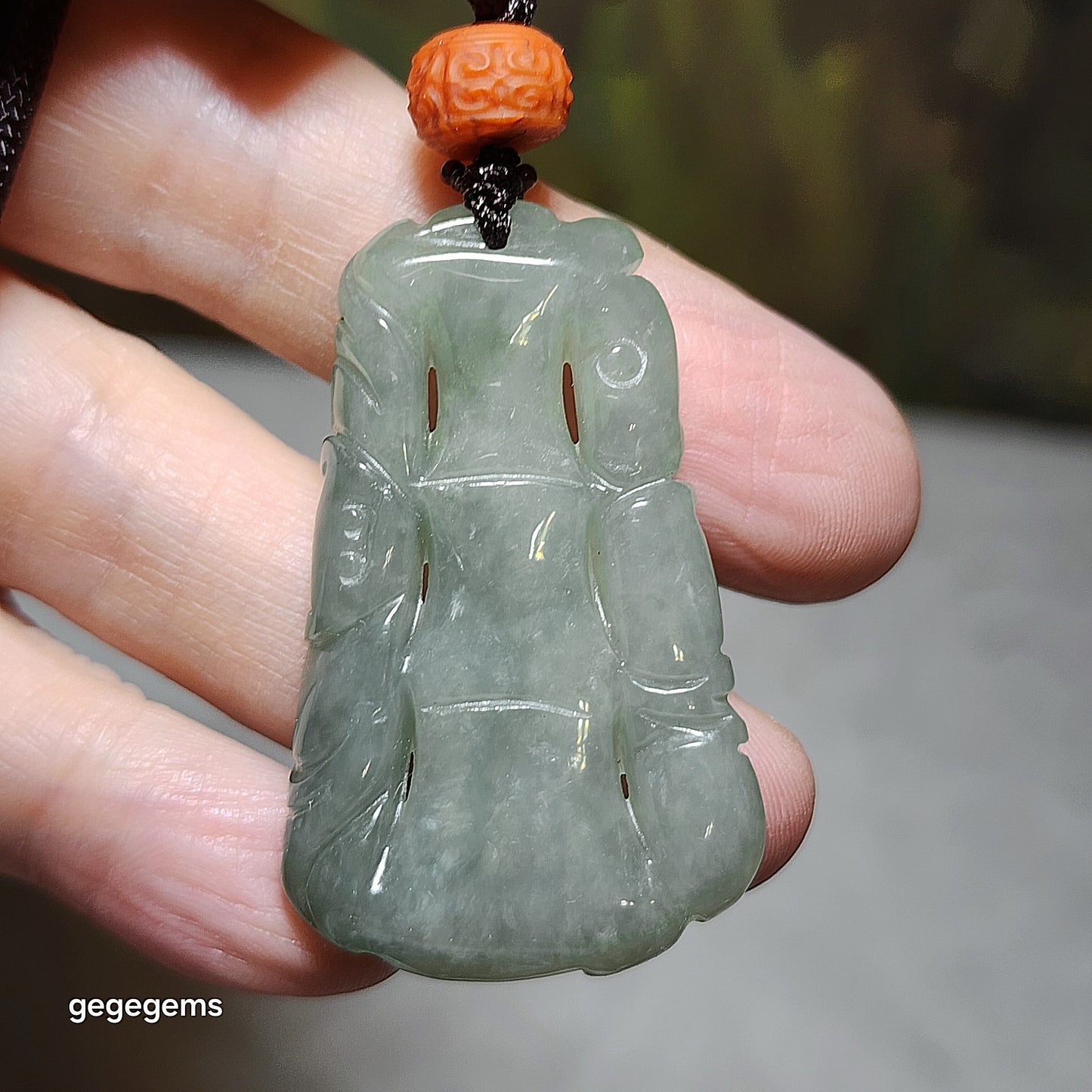 Type A Jadeite light green both sides carvings Bamboo & Bat (with certificate) with Qiaojia Nan Hong huiwen bead Jade pendant 翡翠淡绿双面雕刻竹蝙蝠(祝福)吊坠(带证书)配云南巧家南红回纹珠 竹报平安 节节高升 福在眼前