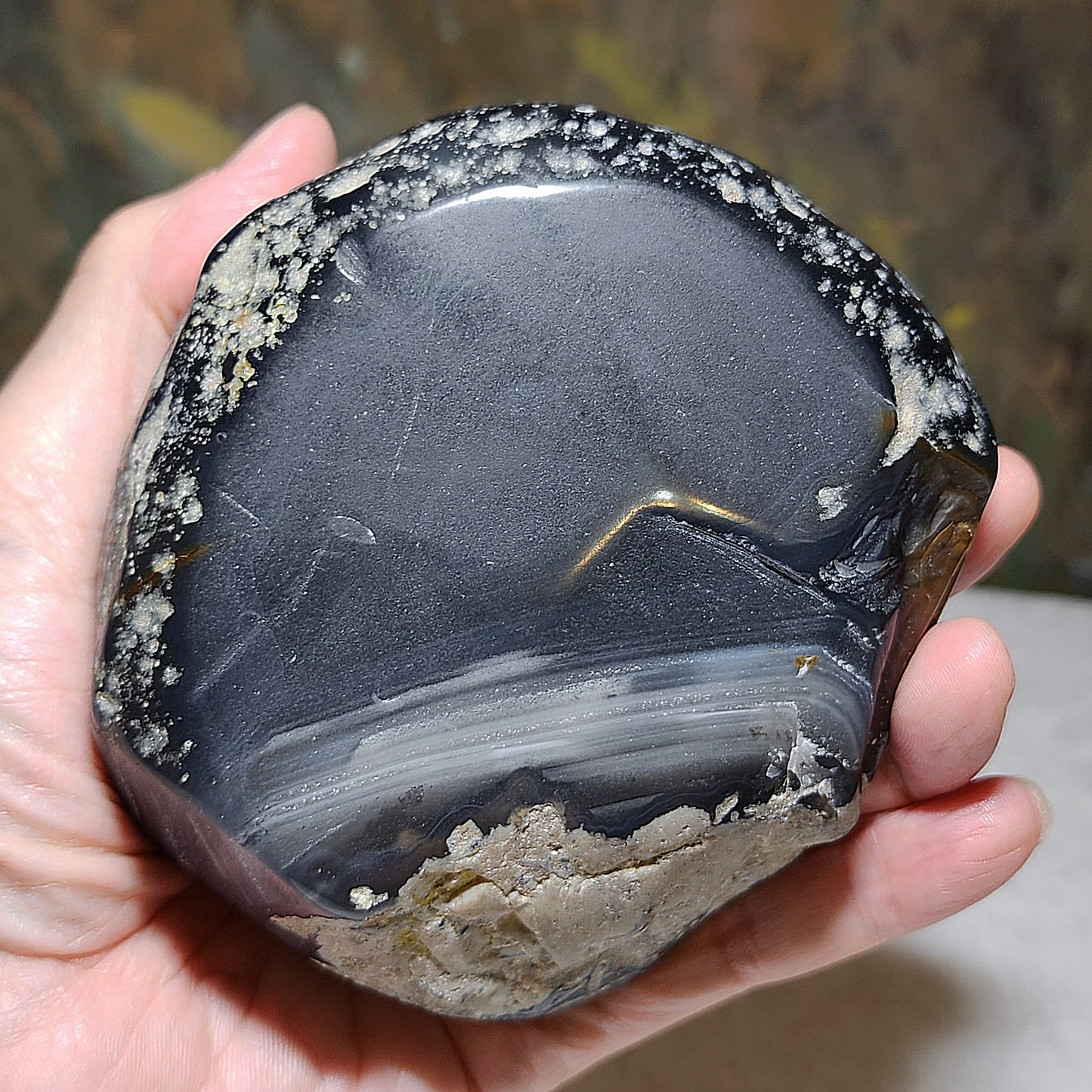 625 grams Natural Black Agate crystal bowl home/office decor ash tray [Natural Crystal] 天然黑玛瑙水晶碗家居辦工室小摆设烟灰缸