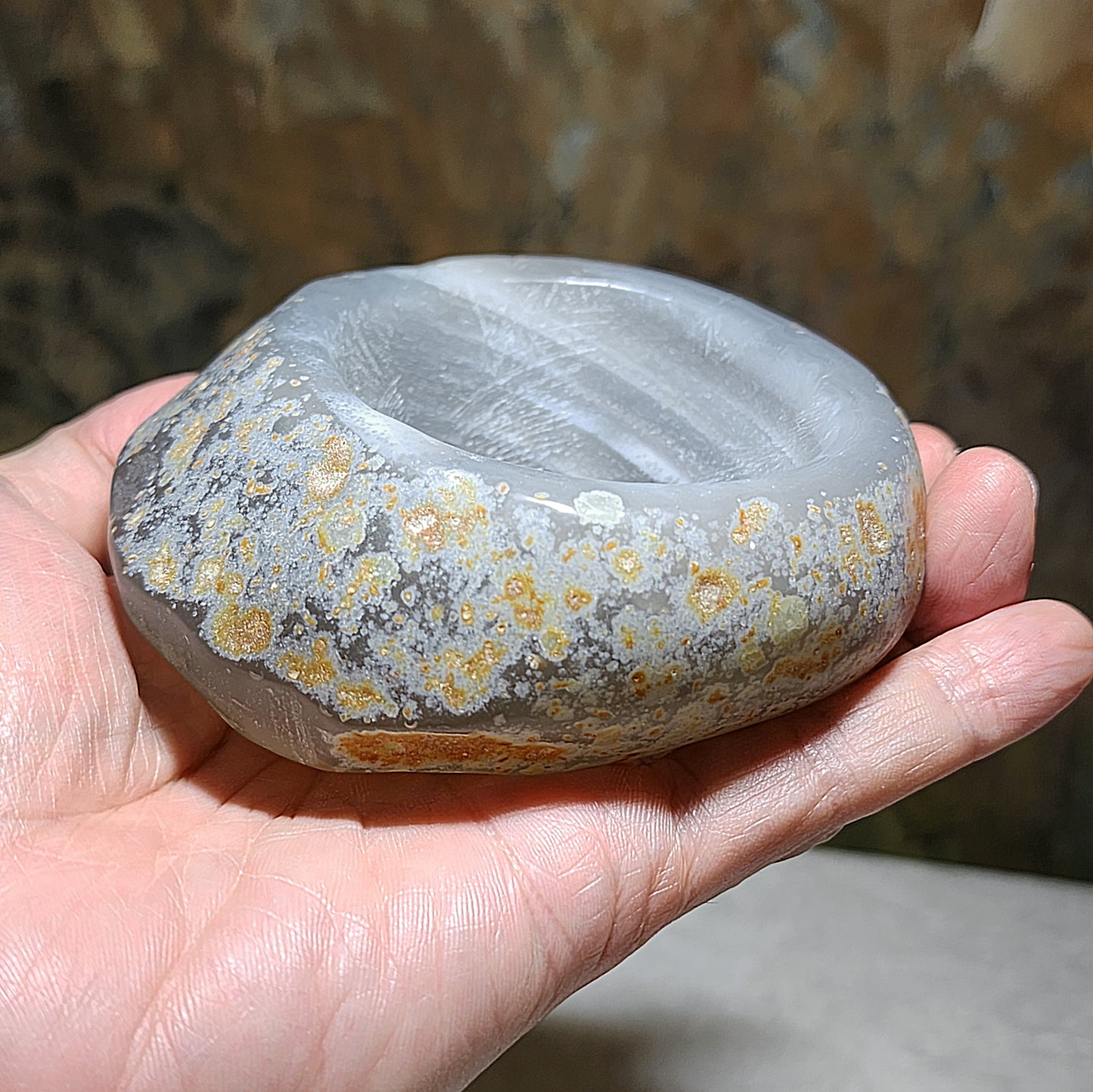 423 grams Natural Agate crystal bowl home/office decor ash tray [Natural Crystal] 天然玛瑙水晶碗家居辦工室小摆设烟灰缸