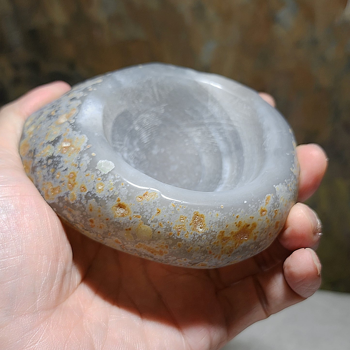 423 grams Natural Agate crystal bowl home/office decor ash tray [Natural Crystal] 天然玛瑙水晶碗家居辦工室小摆设烟灰缸