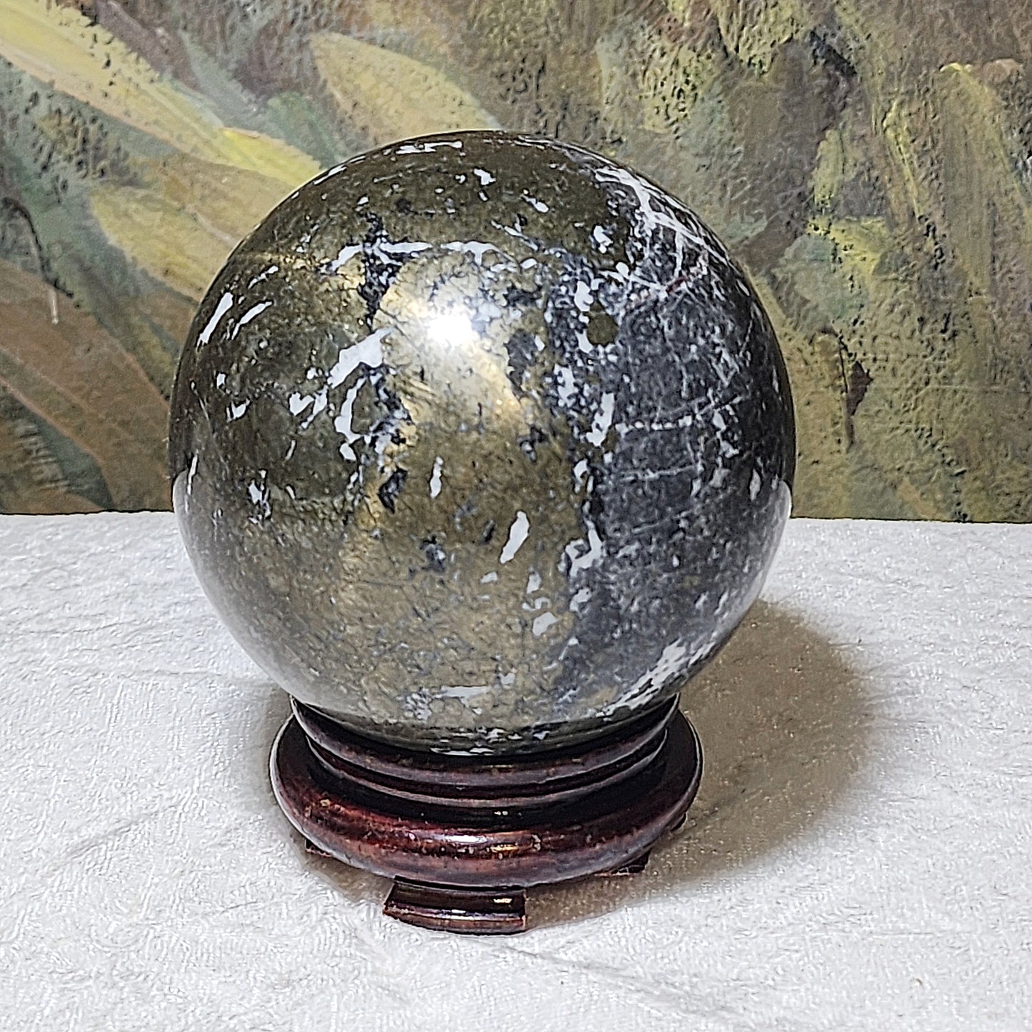 1.428 kg Premium old mine Pyrite globe ball [Natural Crystal] 优质黄铁矿老料家居摆设风水球