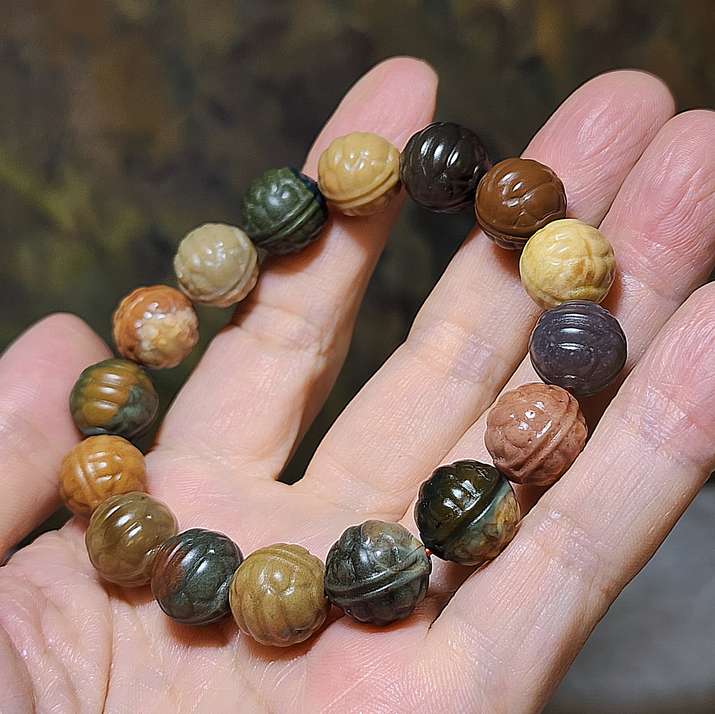 12.5mm+ Natural Gobi Desert Agate multicolor "Rich and Successful"  (Tortoise Shell carvings) bracelet [Natural Crystal] 天然戈壁沙漠玛瑙雕刻富甲天下多宝串手链