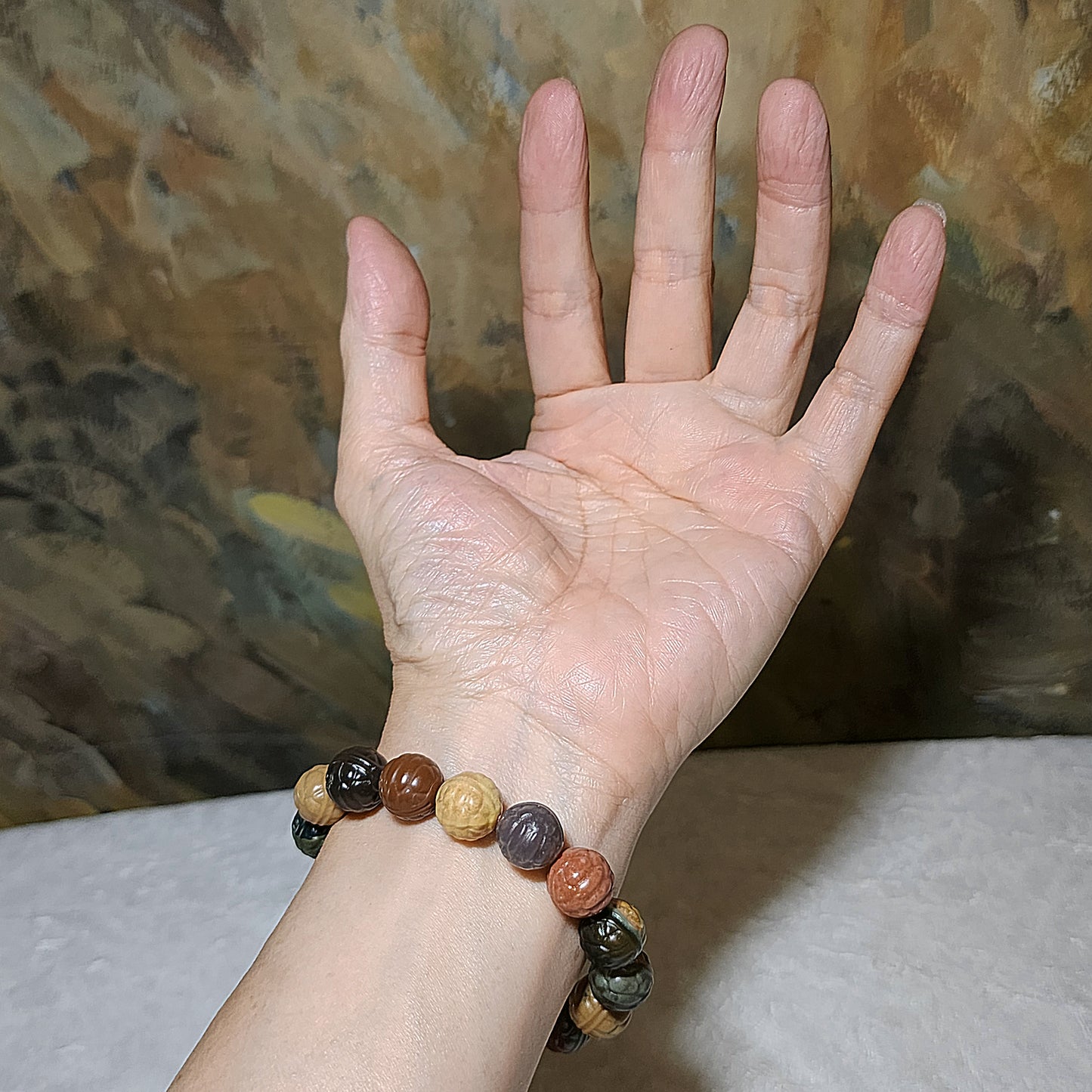 12.5mm+ Natural Gobi Desert Agate multicolor "Rich and Successful"  (Tortoise Shell carvings) bracelet [Natural Crystal] 天然戈壁沙漠玛瑙雕刻富甲天下多宝串手链