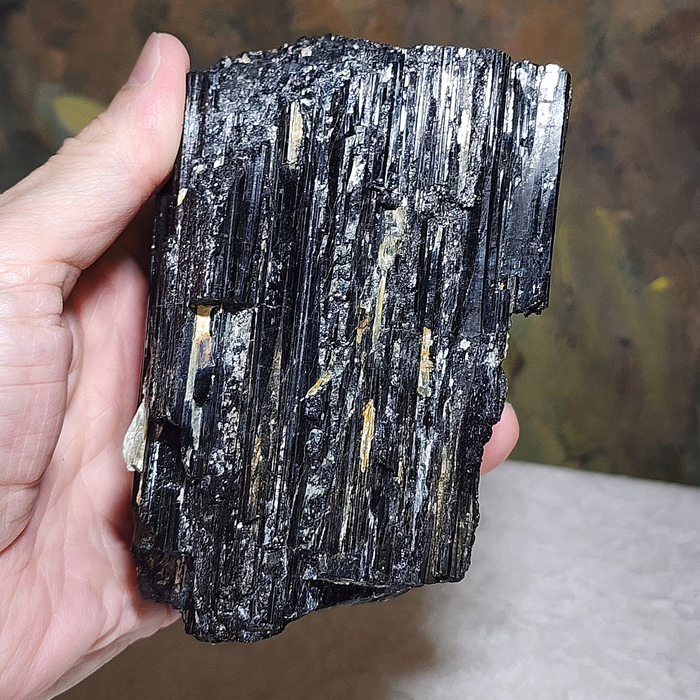 0.93Kg raw Black Tourmaline with silvery Mica very reflective surface [Natural Crystal] 0.93公斤黑碧玺原石超亮皮带云母片共生 #fengshui