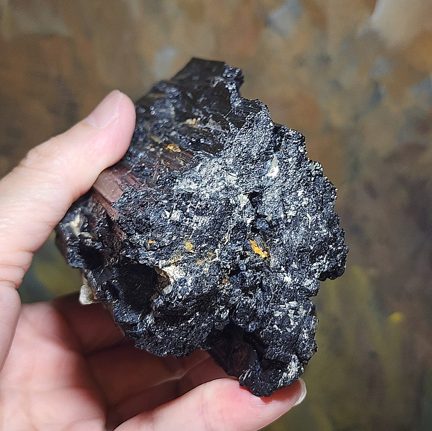 0.93Kg raw Black Tourmaline with silvery Mica very reflective surface [Natural Crystal] 0.93公斤黑碧玺原石超亮皮带云母片共生 #fengshui