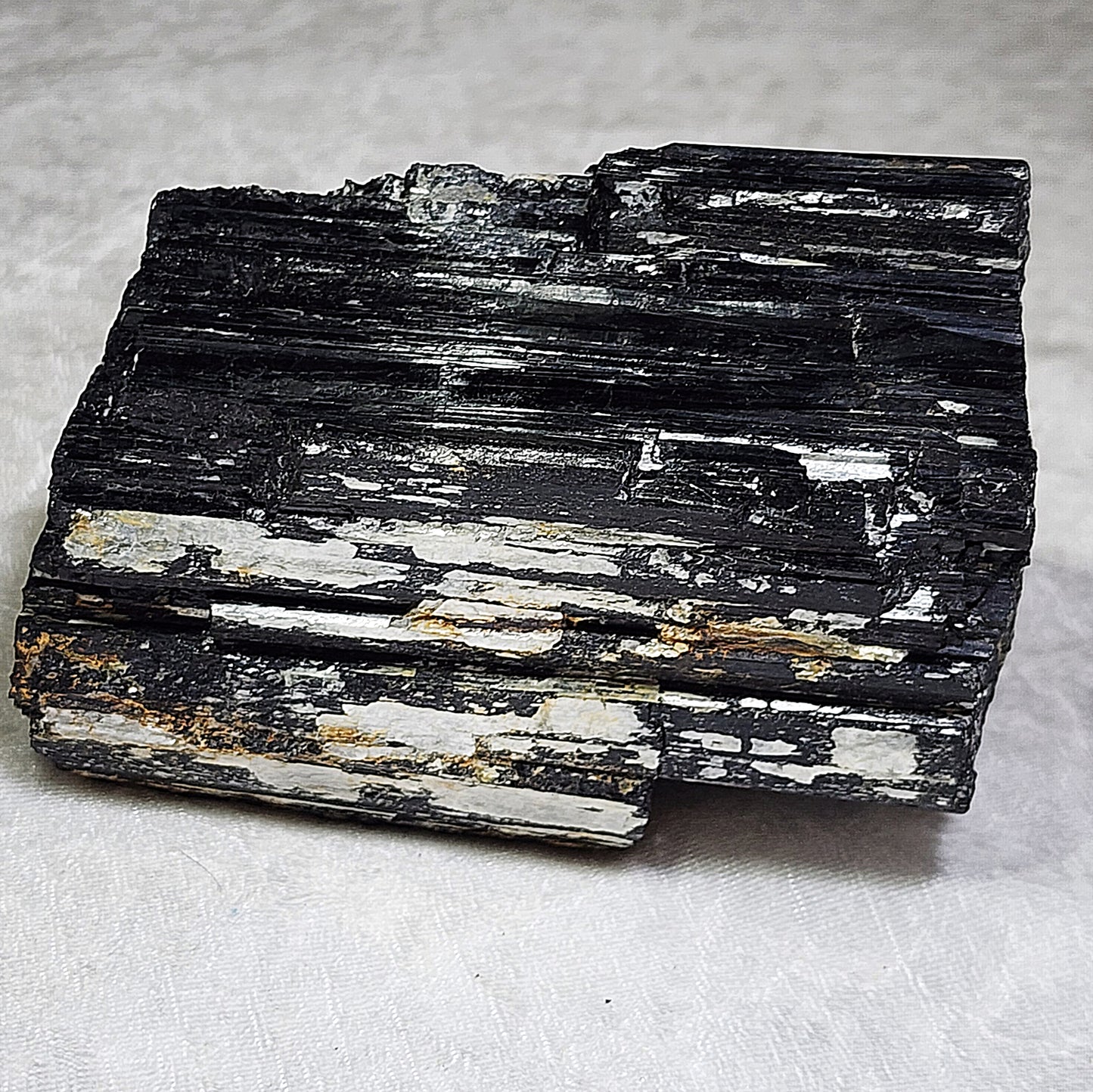 0.93Kg raw Black Tourmaline with silvery Mica very reflective surface [Natural Crystal] 0.93公斤黑碧玺原石超亮皮带云母片共生 #fengshui