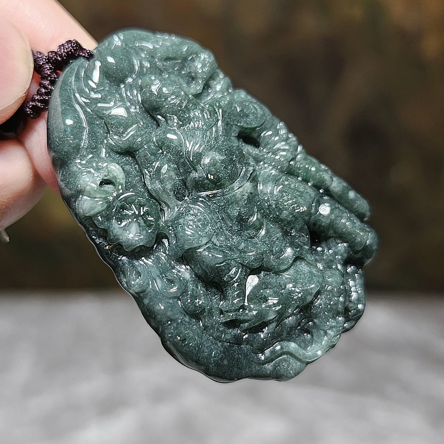 Premium Type A Jadeite Guan Gong with Guandao, Seal and Dragon pendant (with certificate) 优质翡翠御龙关公持大关刀捧印玺玉吊坠(带证书)