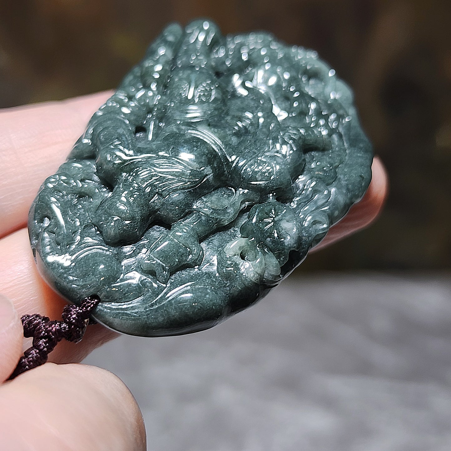 Premium Type A Jadeite Guan Gong with Guandao, Seal and Dragon pendant (with certificate) 优质翡翠御龙关公持大关刀捧印玺玉吊坠(带证书)