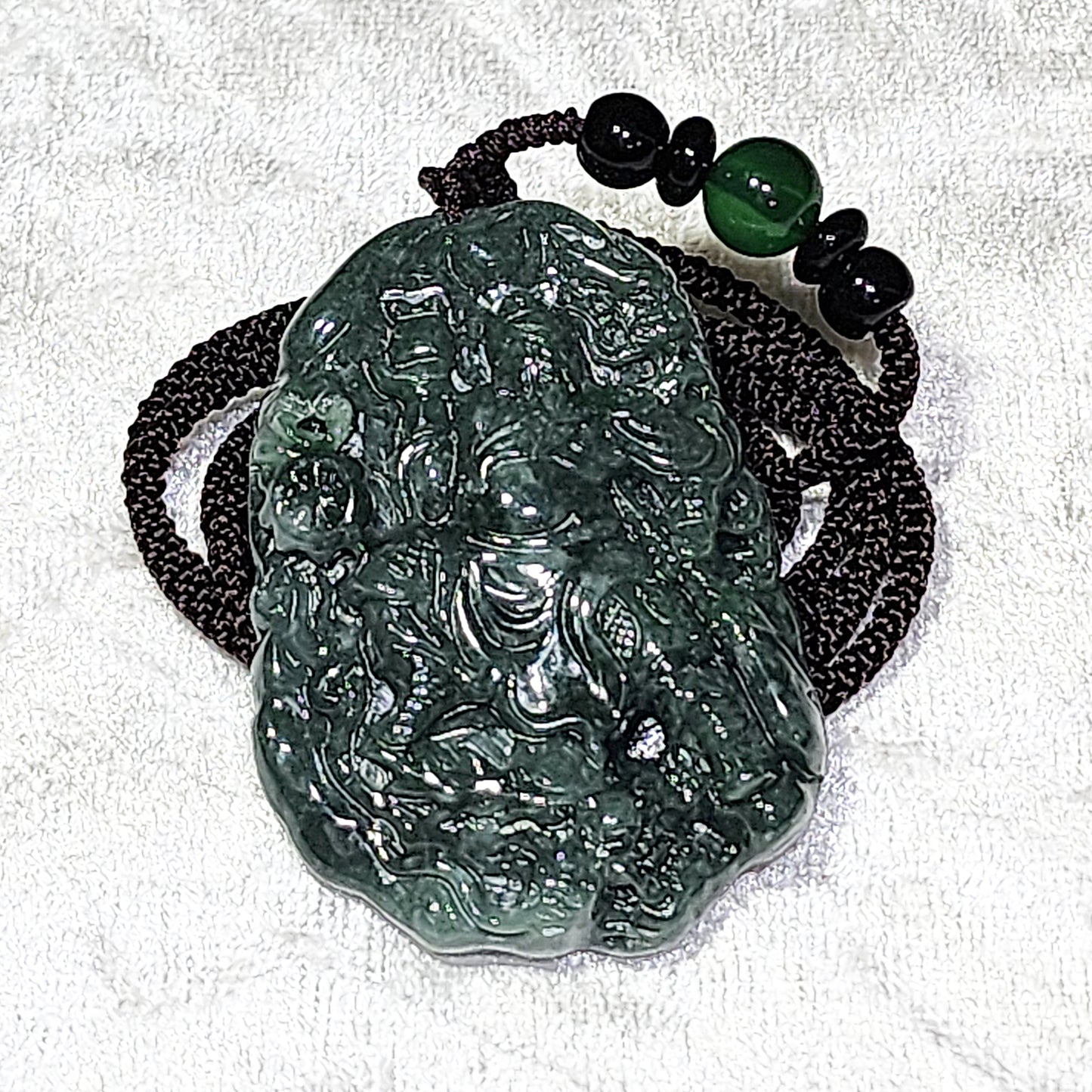 Premium Type A Jadeite Guan Gong with Guandao, Seal and Dragon pendant (with certificate) 优质翡翠御龙关公持大关刀捧印玺玉吊坠(带证书)