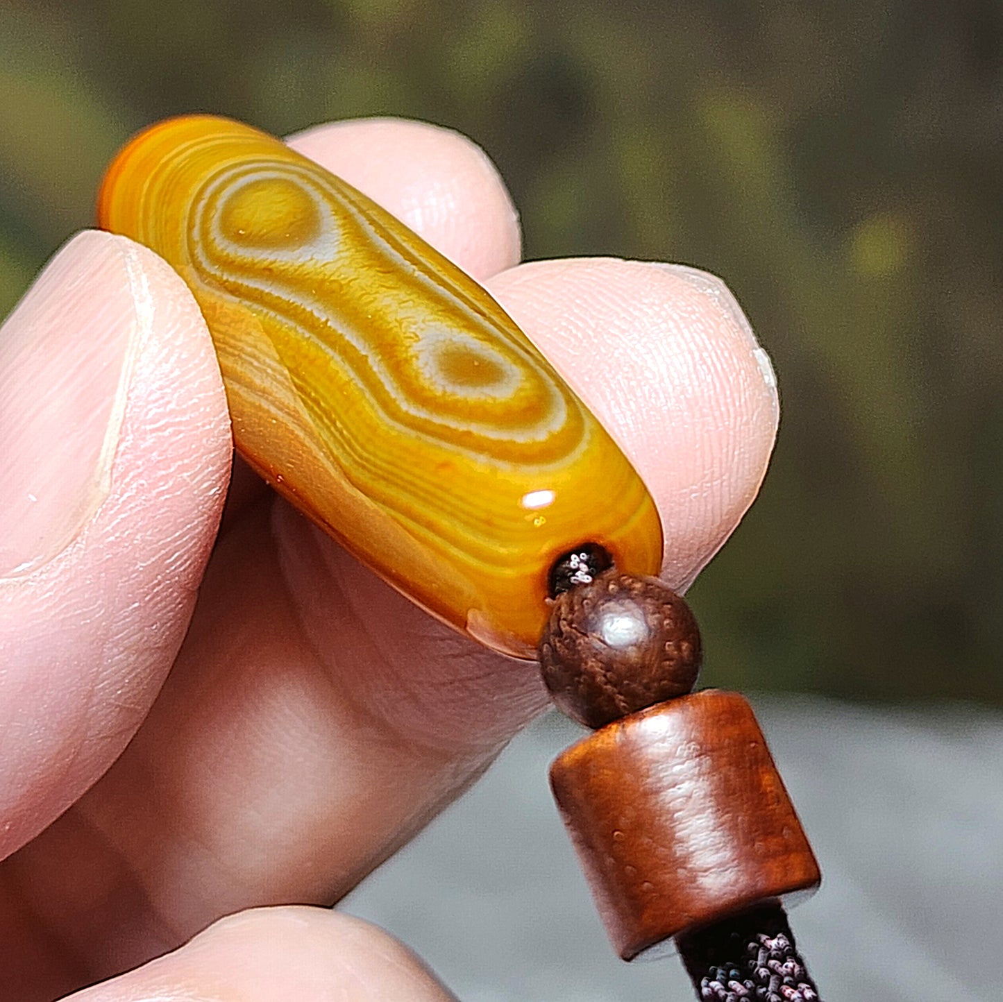 Tibetan Sardonyx Natural Eyes 4 Eyes Dzi pendant [Natural Crystal] 西藏天然缠丝玛瑙天眼四眼天珠