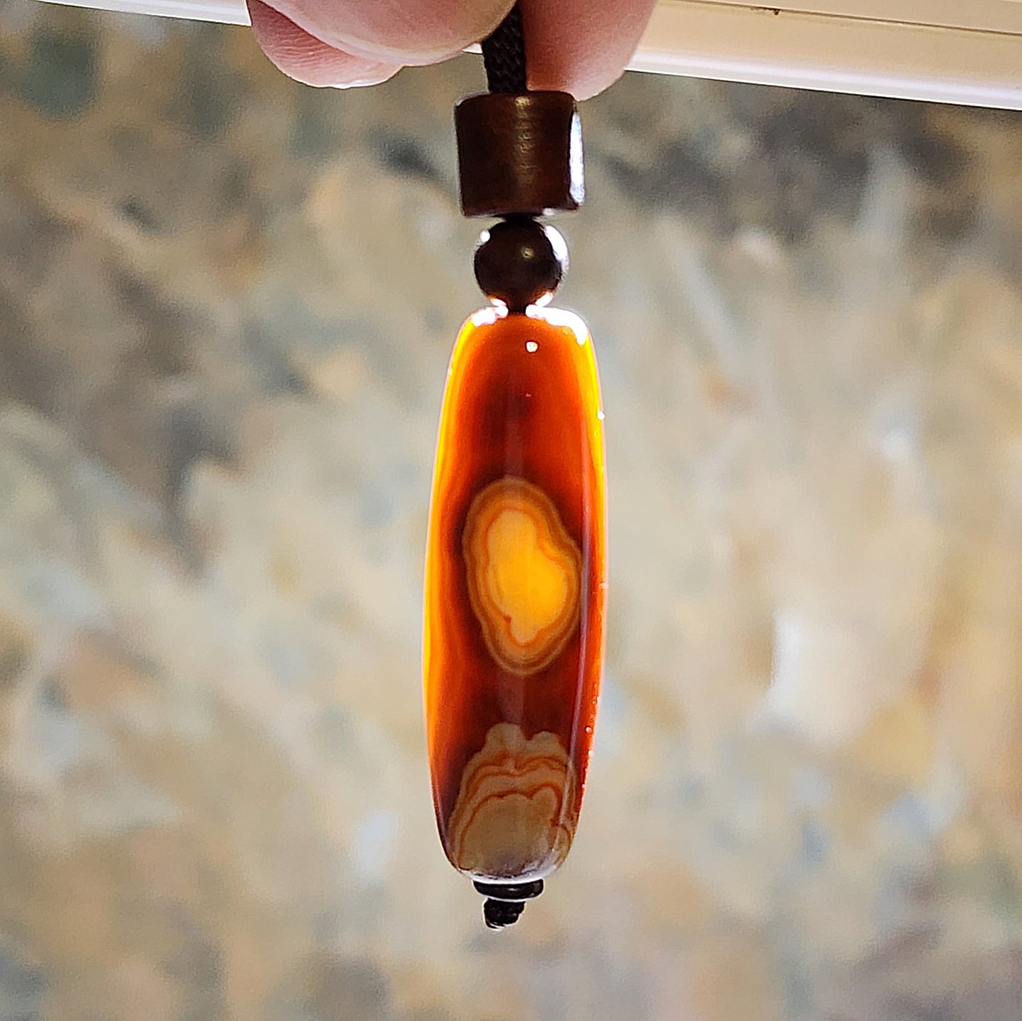 Tibetan Sardonyx Natural Eyes 4 Eyes Dzi pendant [Natural Crystal] 西藏天然缠丝玛瑙天眼四眼天珠