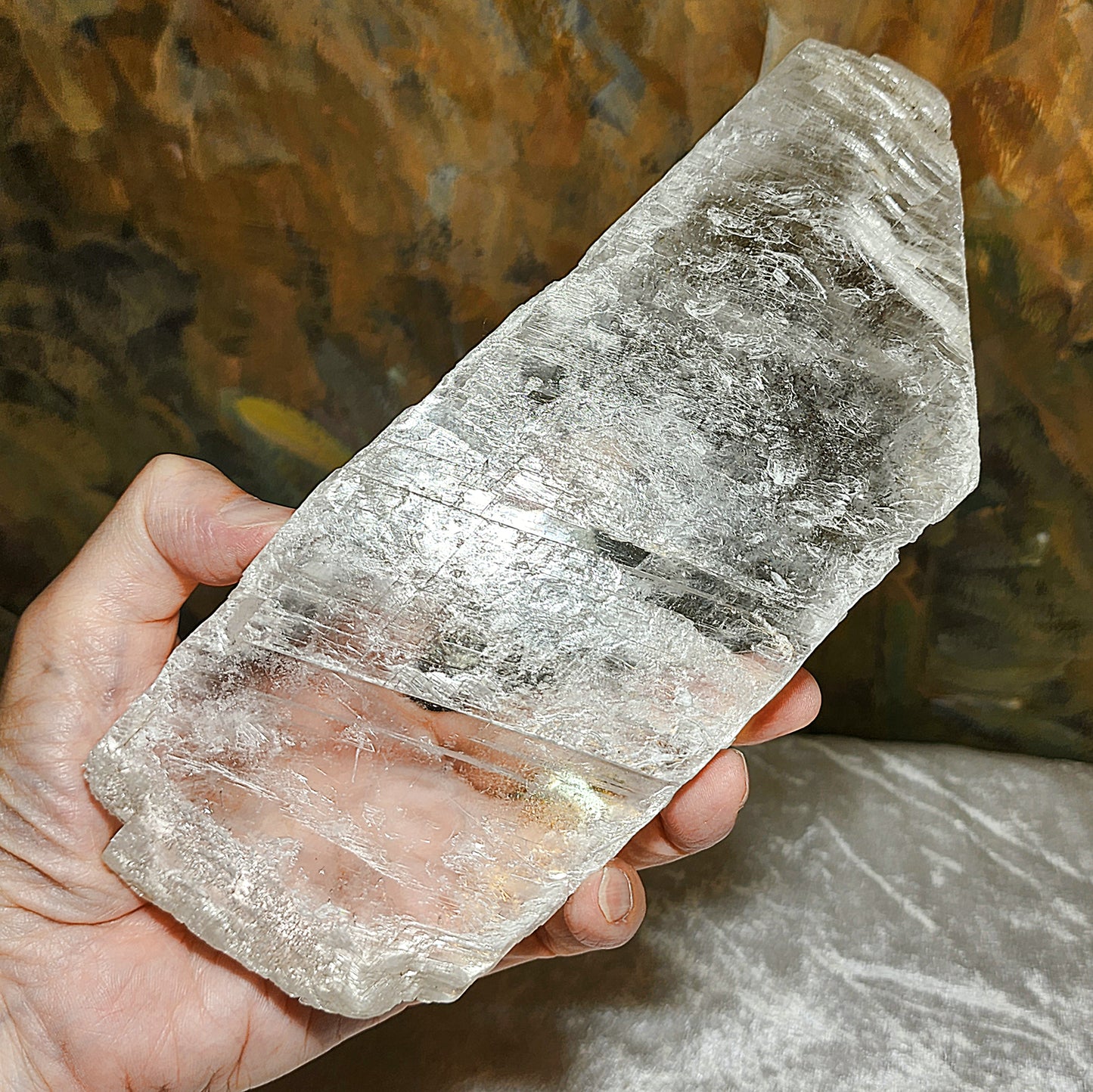 915 grams raw Selenite home/office decor display [Natural Crystal] 天然透石膏原石家居办公室摆件