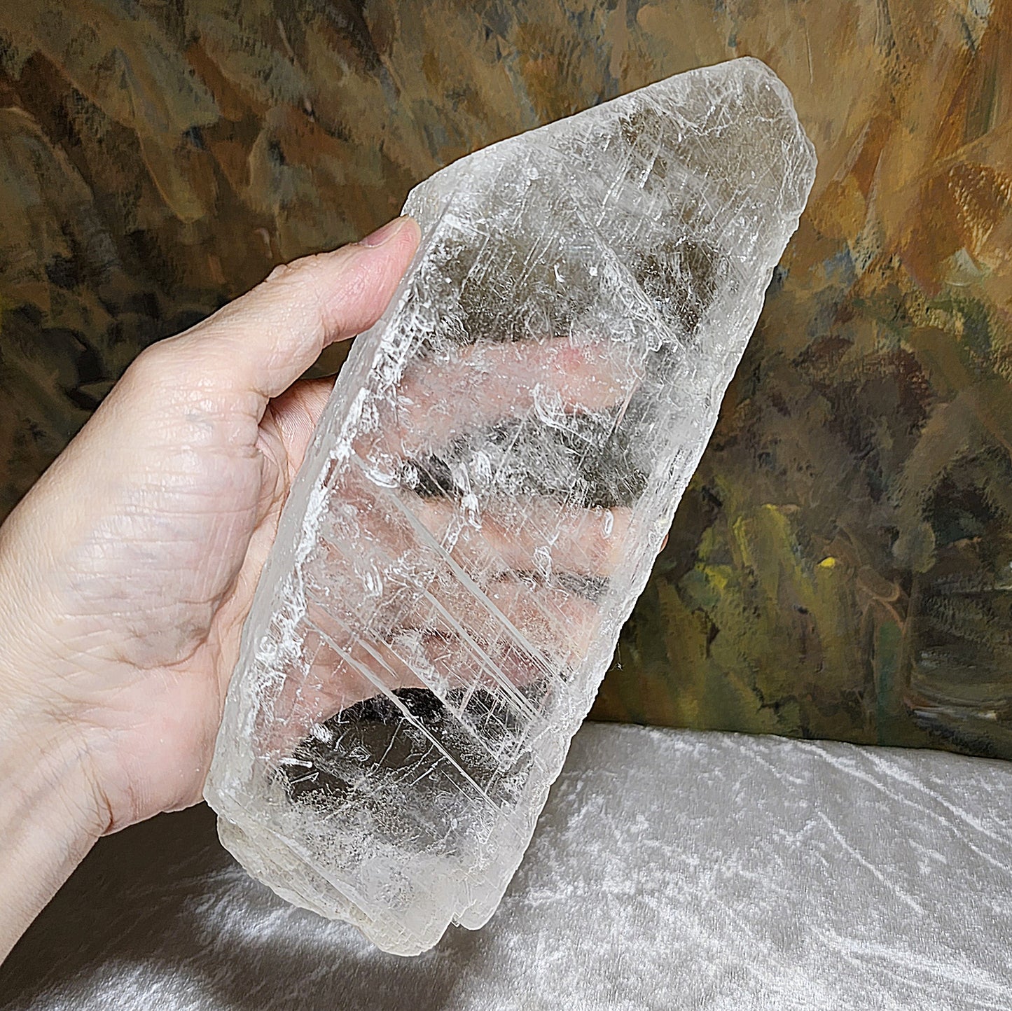 915 grams raw Selenite home/office decor display [Natural Crystal] 天然透石膏原石家居办公室摆件
