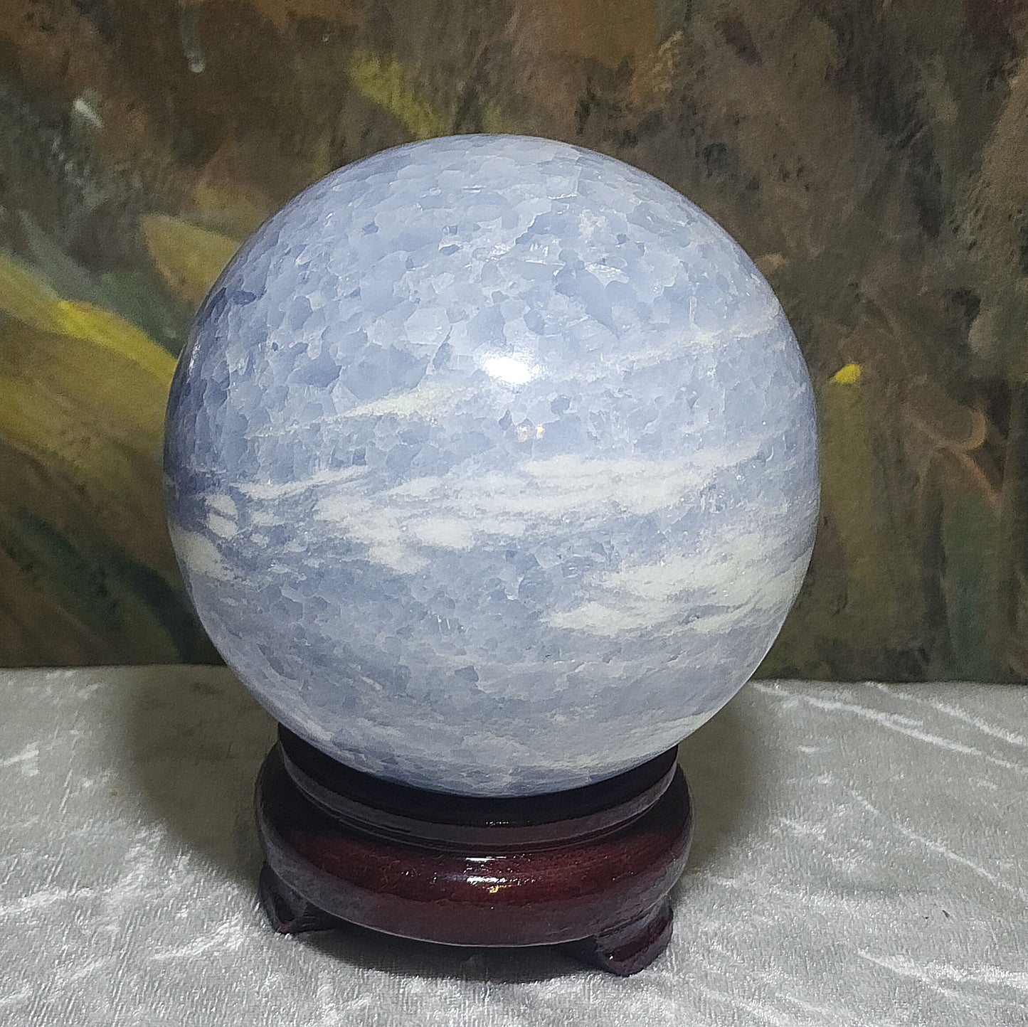 Rare 10.5cm premium large size  Celestine fengshui globe sphere (Metal produces Water) home decor 精品1.78公斤天青石球金生水风水摆件