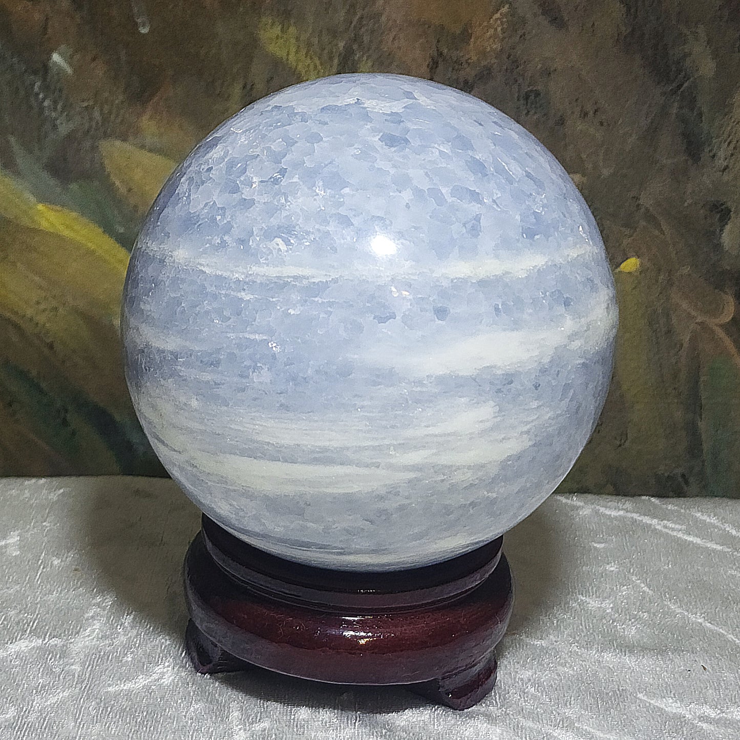 Rare 10.5cm premium large size  Celestine fengshui globe sphere (Metal produces Water) home decor 精品1.78公斤天青石球金生水风水摆件