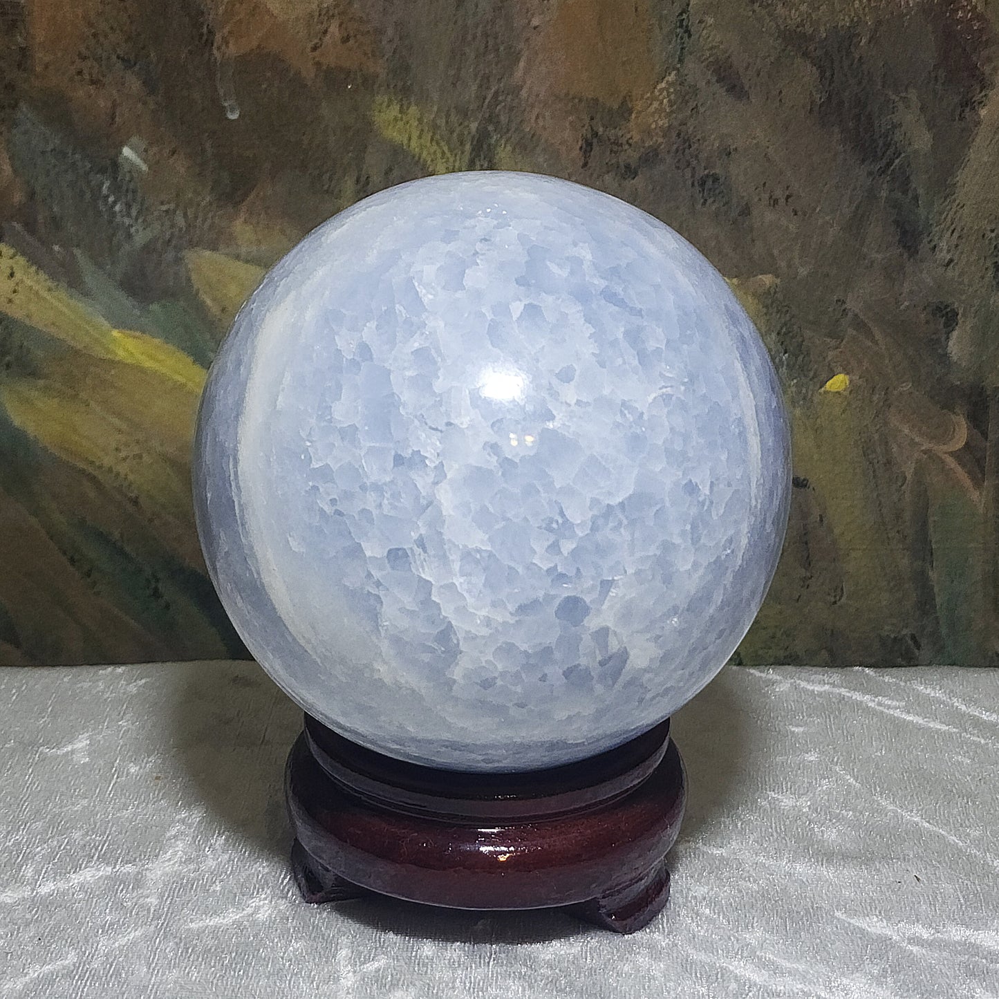 Rare 10.5cm premium large size  Celestine fengshui globe sphere (Metal produces Water) home decor 精品1.78公斤天青石球金生水风水摆件