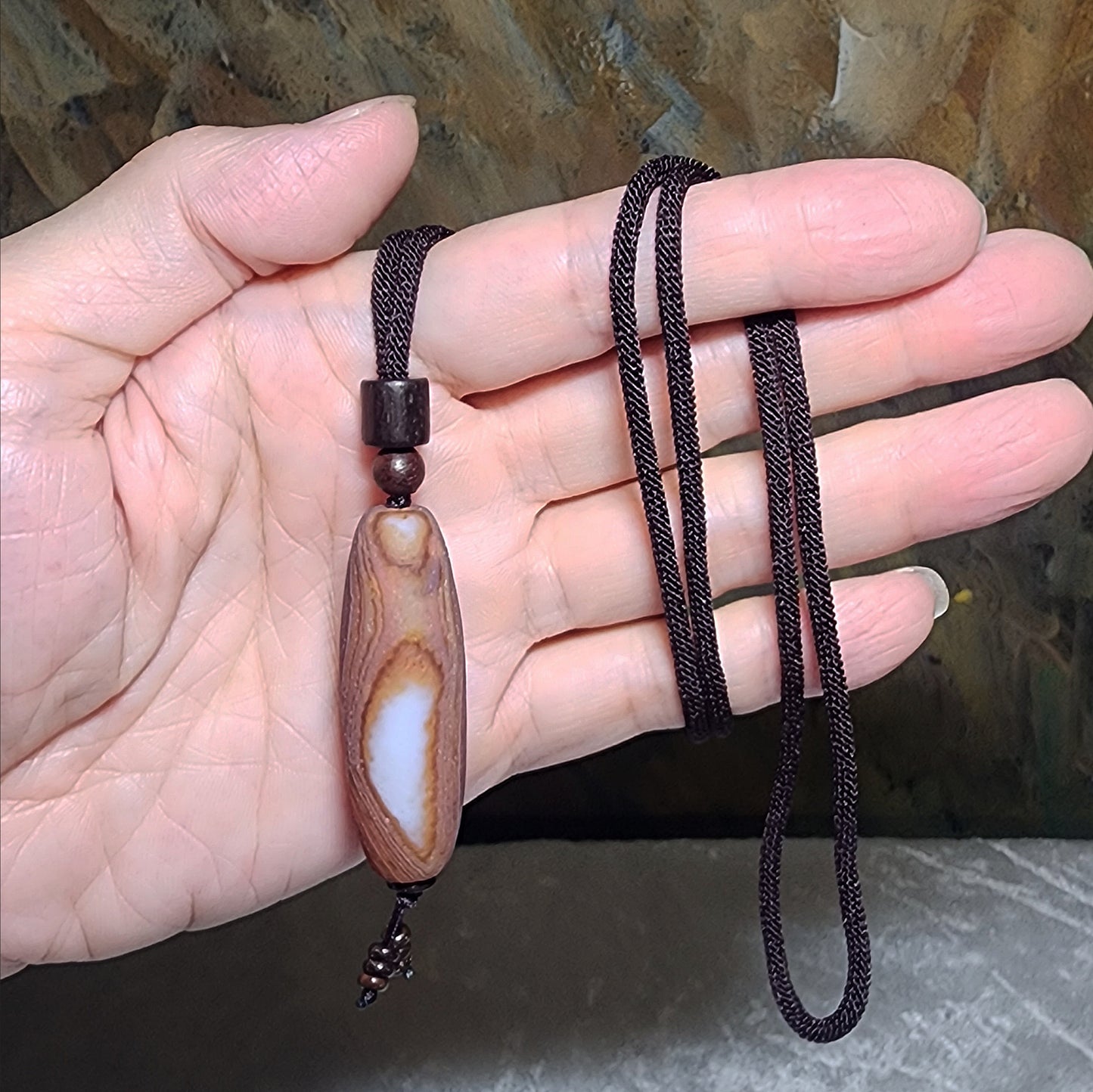 Gegegems Collection Tibetan Sardonyx Dzi pendant natural eye 4 Eyes natural pattern Taiwan map shape 收藏品藏传缠丝玛瑙天珠天眼四眼天然台湾图形