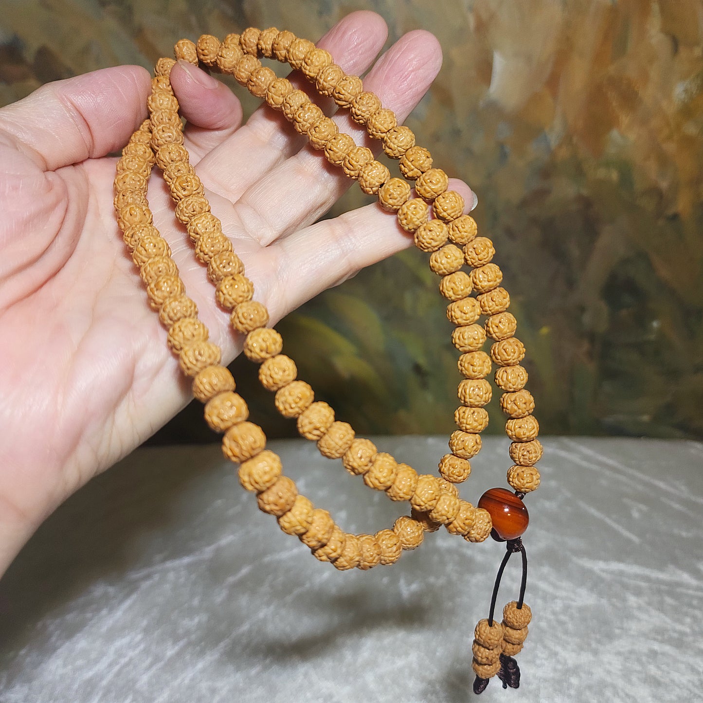 8.8mm 6 Mukhi (Faces) high density high oil content"Panlong (Coiling Dragons") Rudraksha 108 mala beads/necklace with a 14mm The Warring States Sardonyx Lu Lu Tong 8.8毫米高油铁籽六瓣盘龙小金刚菩提108念珠/项链配14毫米战国红路路通