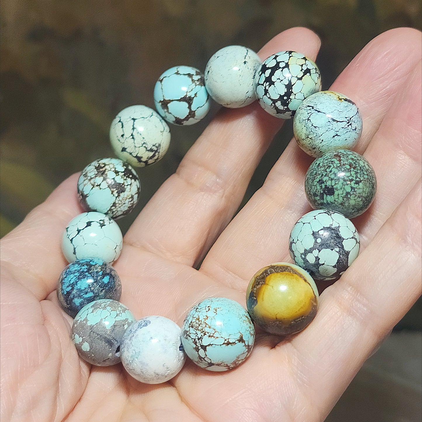 15mm+ Premium natural untreated Hubei Turquoise high density smooth surface round beads bracelet [Natural Crystal] 精品大尺寸天然原矿湖北松石高瓷光滑圆珠手链