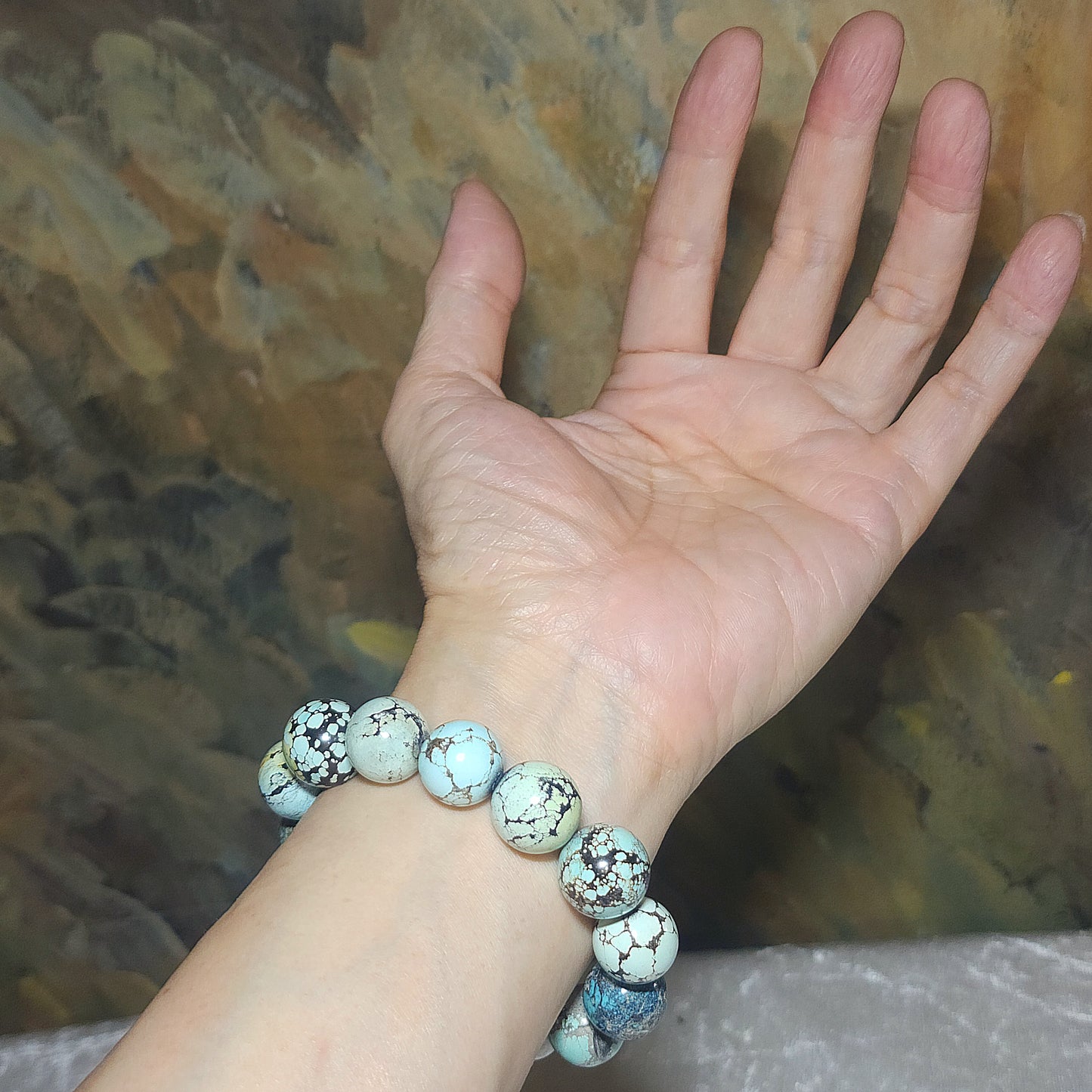 15mm+ Premium natural untreated Hubei Turquoise high density smooth surface round beads bracelet [Natural Crystal] 精品大尺寸天然原矿湖北松石高瓷光滑圆珠手链