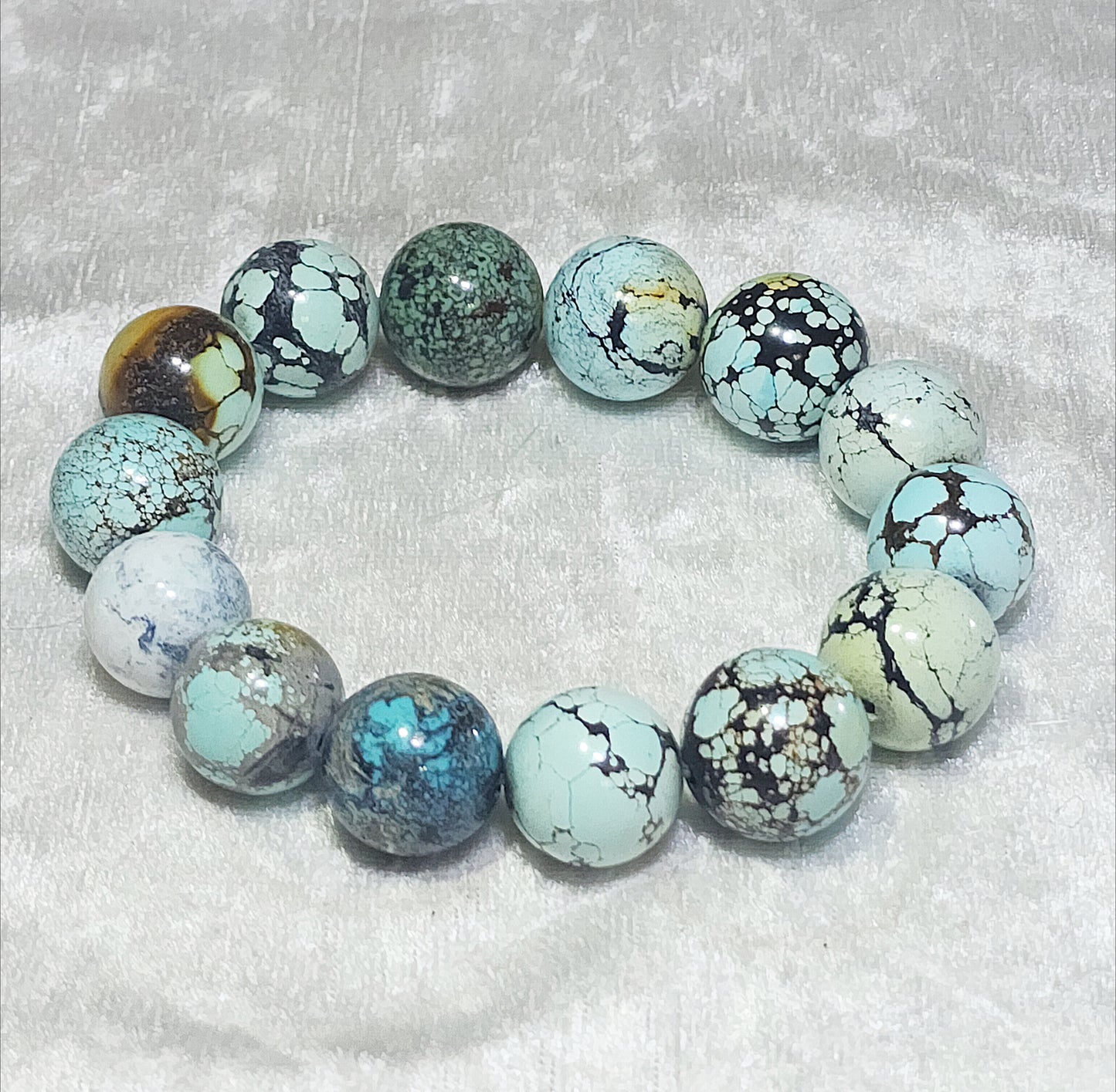 15mm+ Premium natural untreated Hubei Turquoise high density smooth surface round beads bracelet [Natural Crystal] 精品大尺寸天然原矿湖北松石高瓷光滑圆珠手链