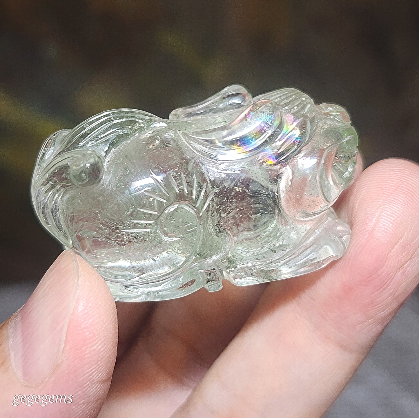 Gegegems Collection premium Green Phantom Quartz 3 dimensions Pi Xiu pendant Icy transparent with rainbow reflection & layers of "mountains" (free necklace cord) [Natural Crystal]  精品透体多层绿幽灵彩虹立体貔貅吊坠(送项链绳)