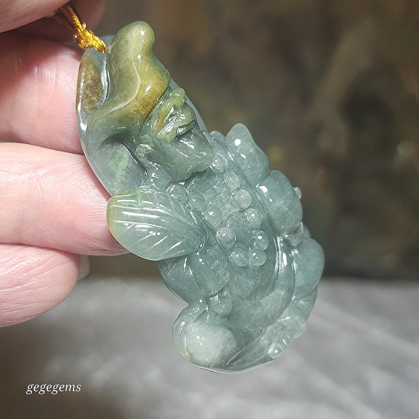 Type A Jadeite Premium yellow light blue green Ji Gong Jade pendant (with certificate) [Natual Crystal] 精品翡翠A货黄翡浅蓝绿鸿运当头济公活佛吊坠(带证书)