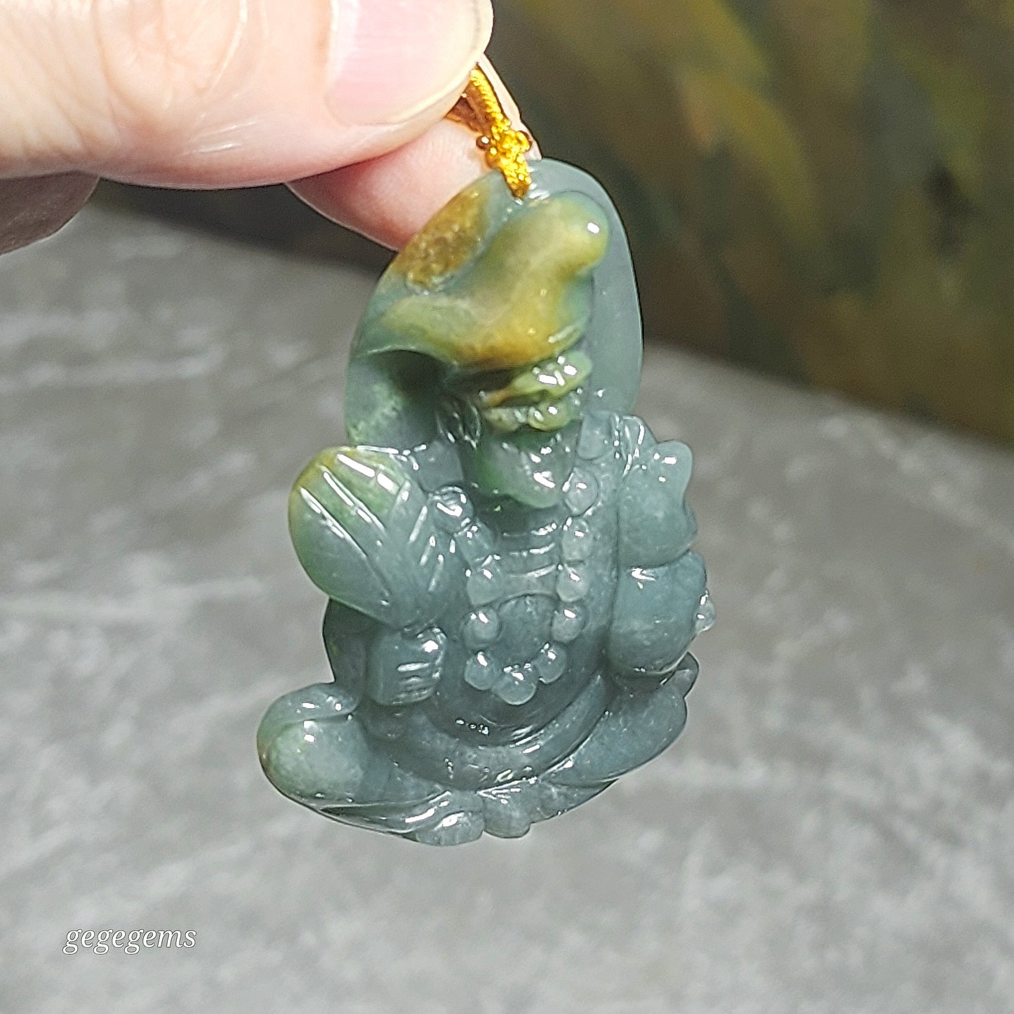 Type A Jadeite Premium yellow light blue green Ji Gong Jade pendant (with certificate) [Natual Crystal] 精品翡翠A货黄翡浅蓝绿鸿运当头济公活佛吊坠(带证书)