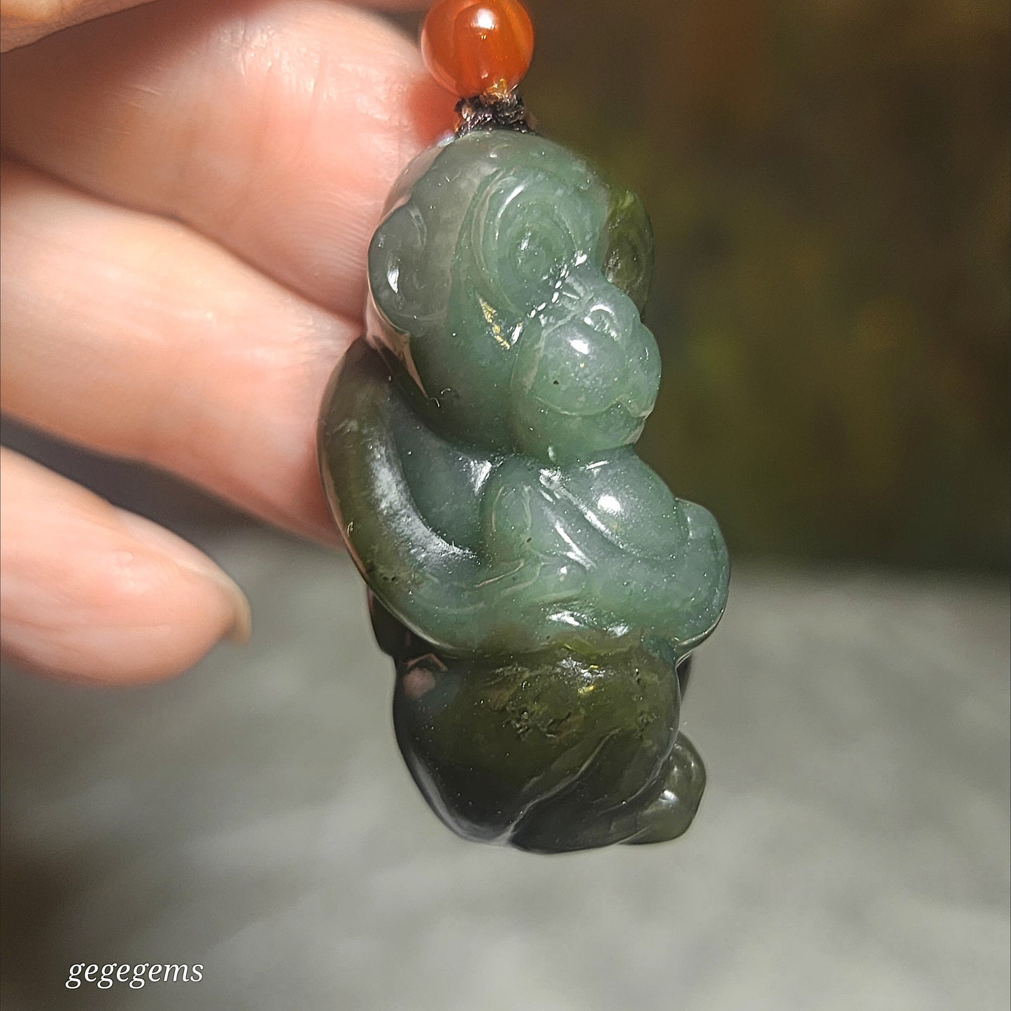 Premium Nephrite caramel brown blue green good greasiness 3 dimensional Monkey & Gold Ingot Jade pendant (with certificate) 优质且末蓝调糖青白細腻油润和田玉猴子元宝吊坠(带证书)