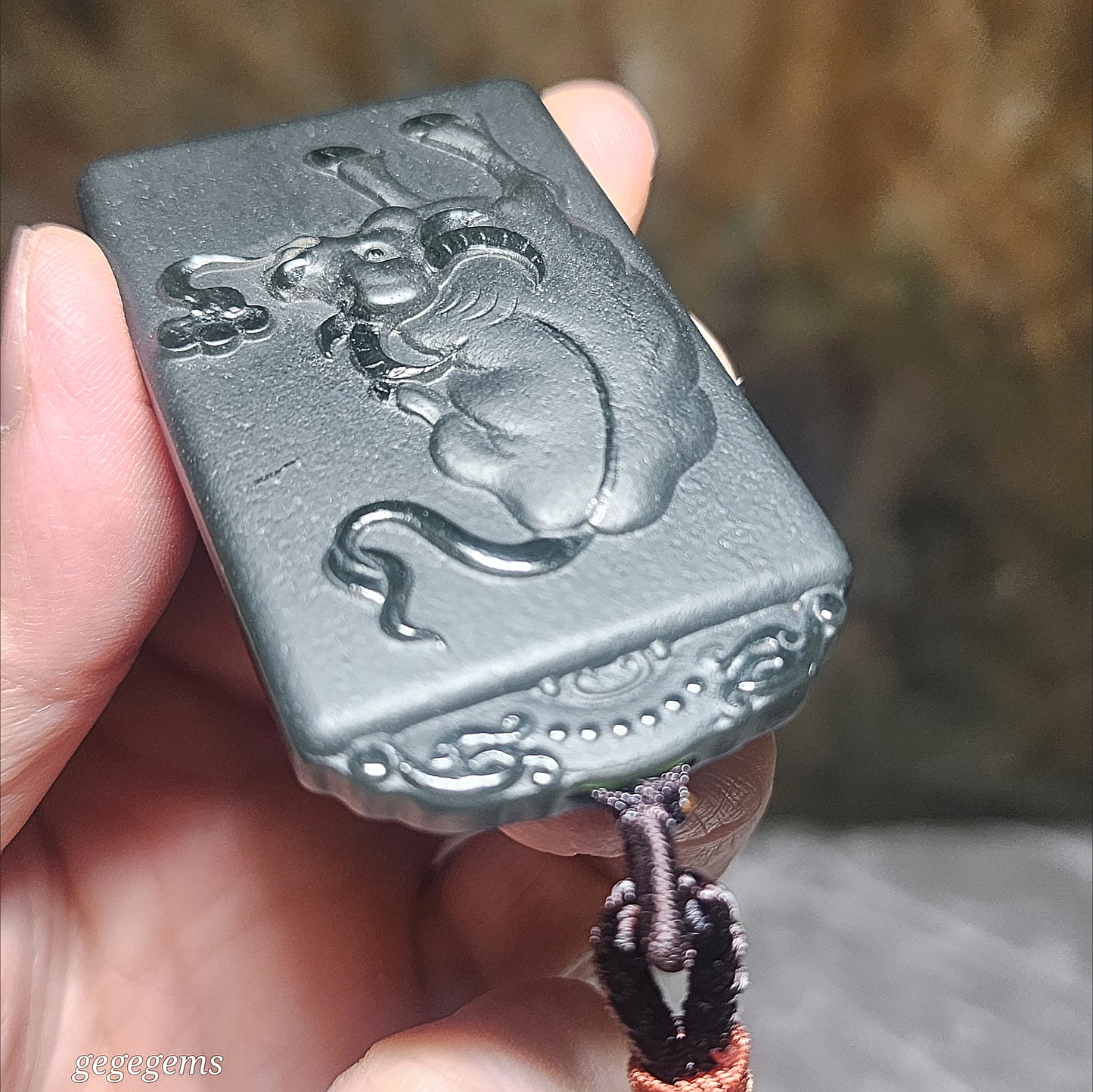 Premium Nephrite ink green double sides cravings Ox and Auspicious Cloud Jade pendant (with certificate) [Natural Crystal] 优质和田玉塔青墨绿双面雕刻牛祥云吊坠(带证书)