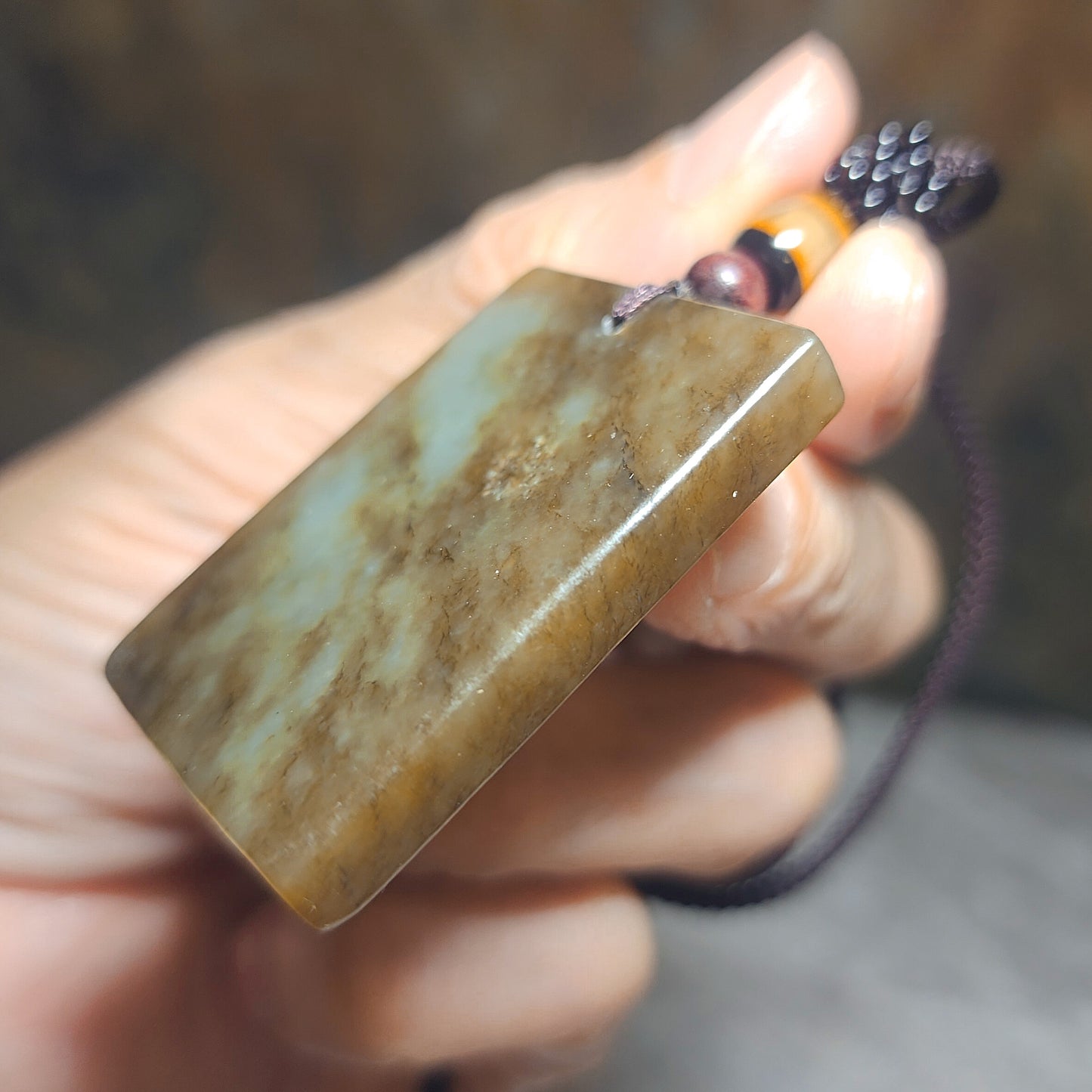 25.96 grams Premium Nephrite qinghua caramel brown light green Wu Shi Pai natural landscape pattern Jade pendant (with certificate) 且末和田玉糖青白无事牌天然山水纹路意境吊坠(带证书)